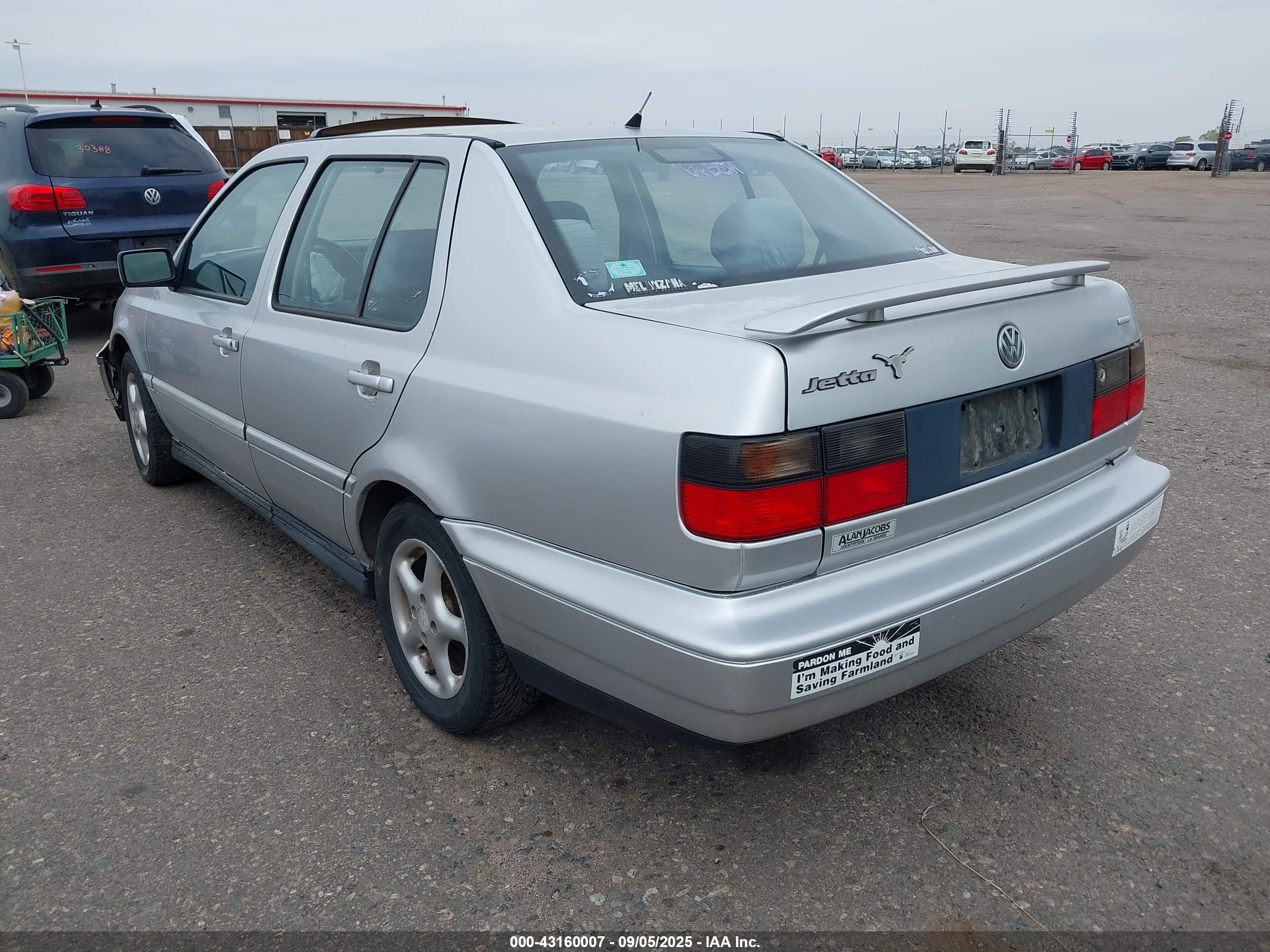 1999 Volkswagen Jetta Wolfsburg Gray vin: 3VWPA81H7XM210503