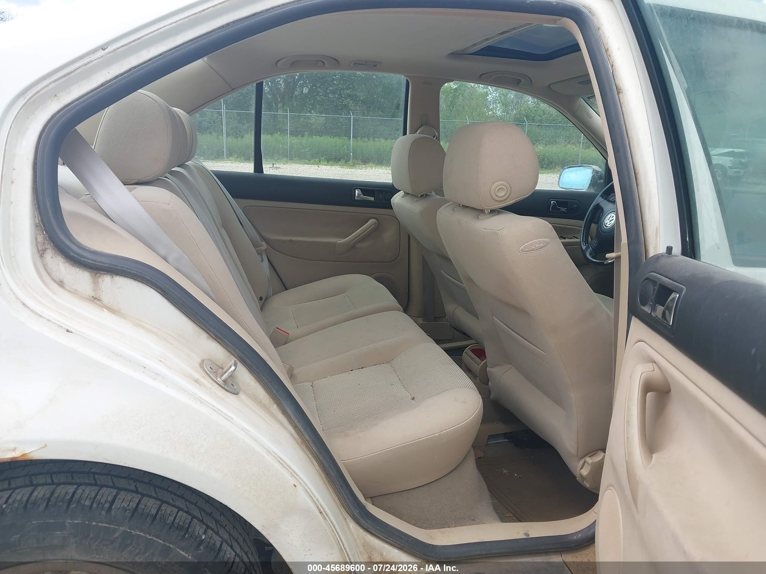 2001 Volkswagen Jetta Wolfsburg Белый vin: 3VWPD69M11M184727