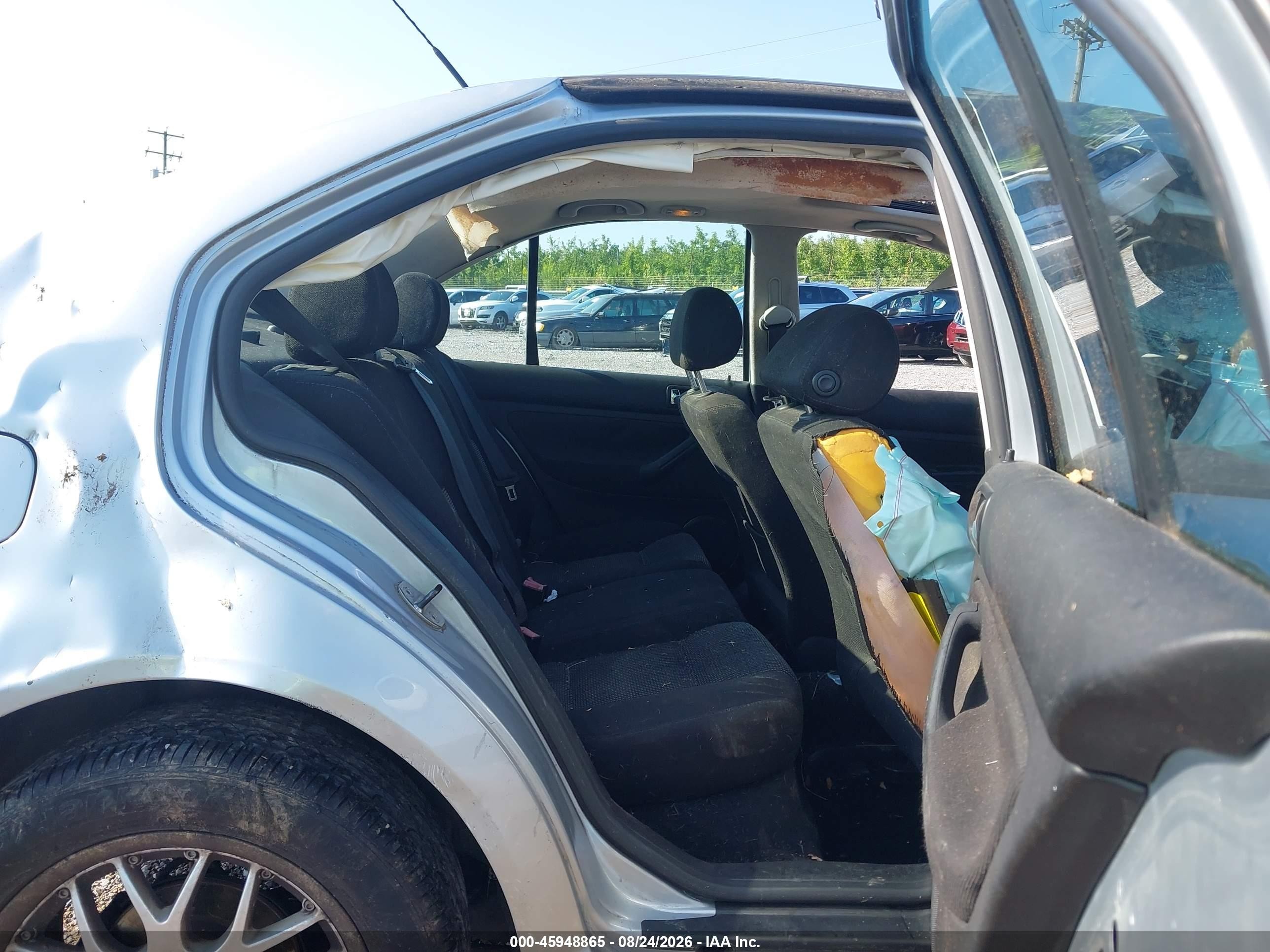 2003 Volkswagen Jetta Wolfsburg Edition Серебряный vin: 3VWPE69M23M175907