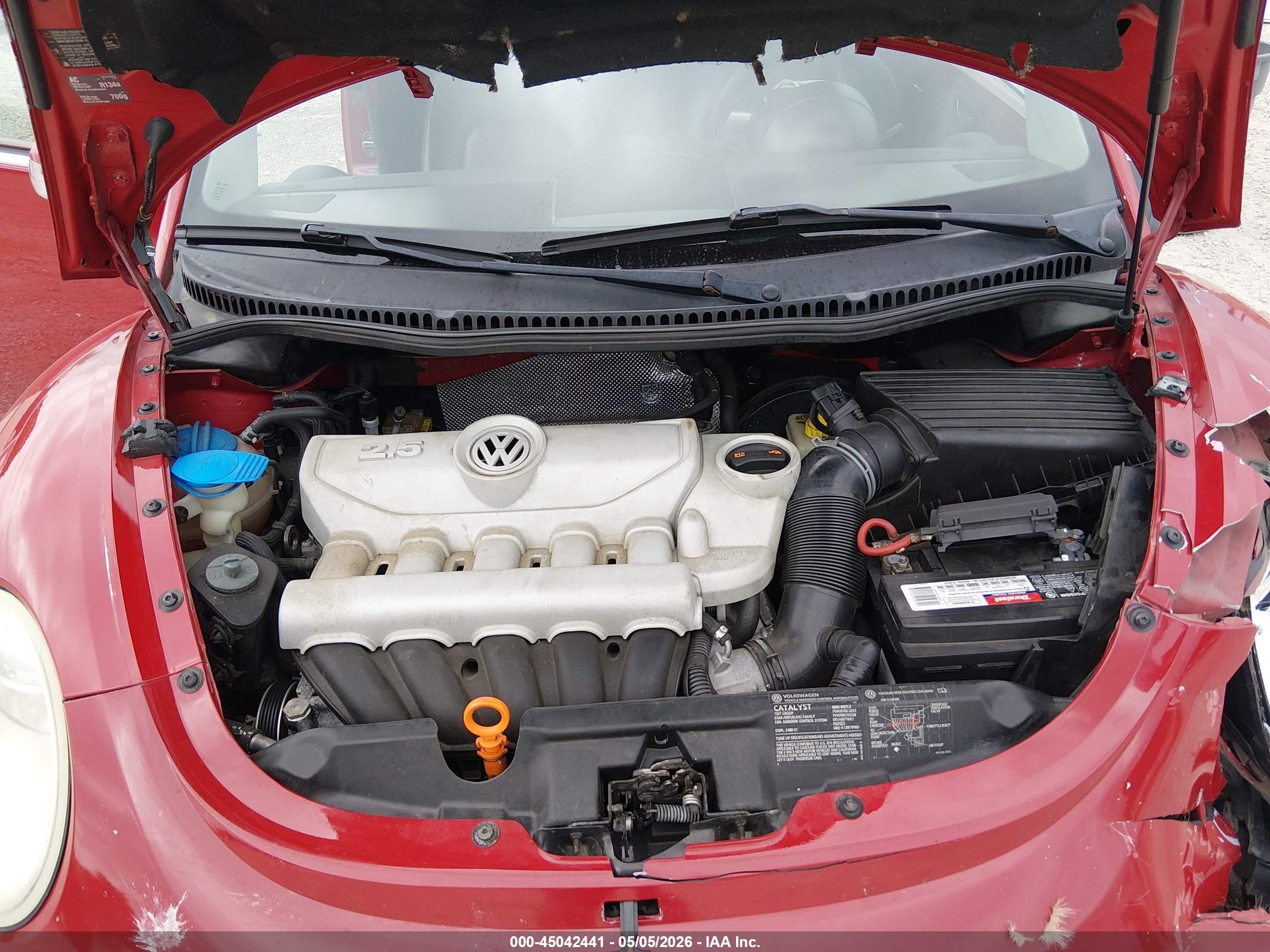 2007 Volkswagen New Beetle 2.5 Red vin: 3VWPF31Y27M401069