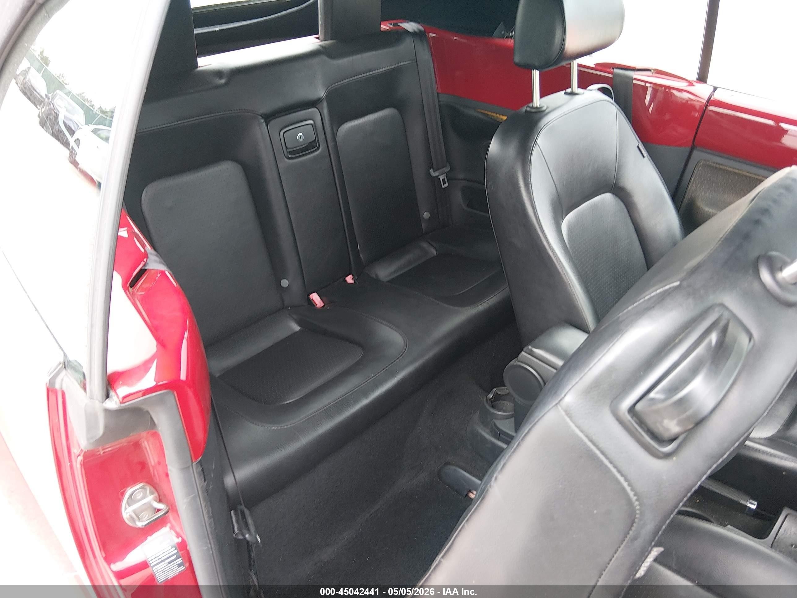 2007 Volkswagen New Beetle 2.5 Red vin: 3VWPF31Y27M401069