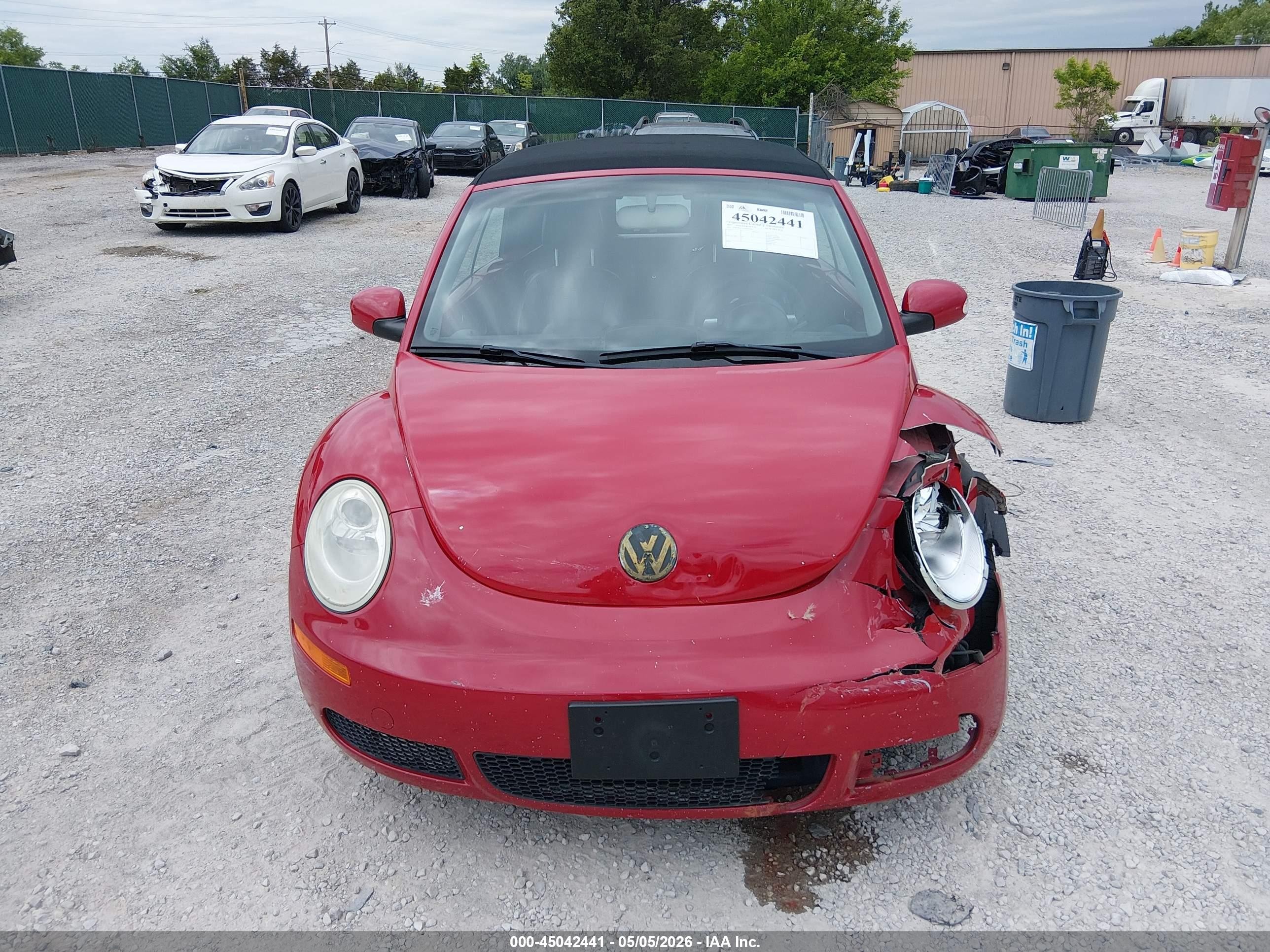 2007 Volkswagen New Beetle 2.5 Red vin: 3VWPF31Y27M401069