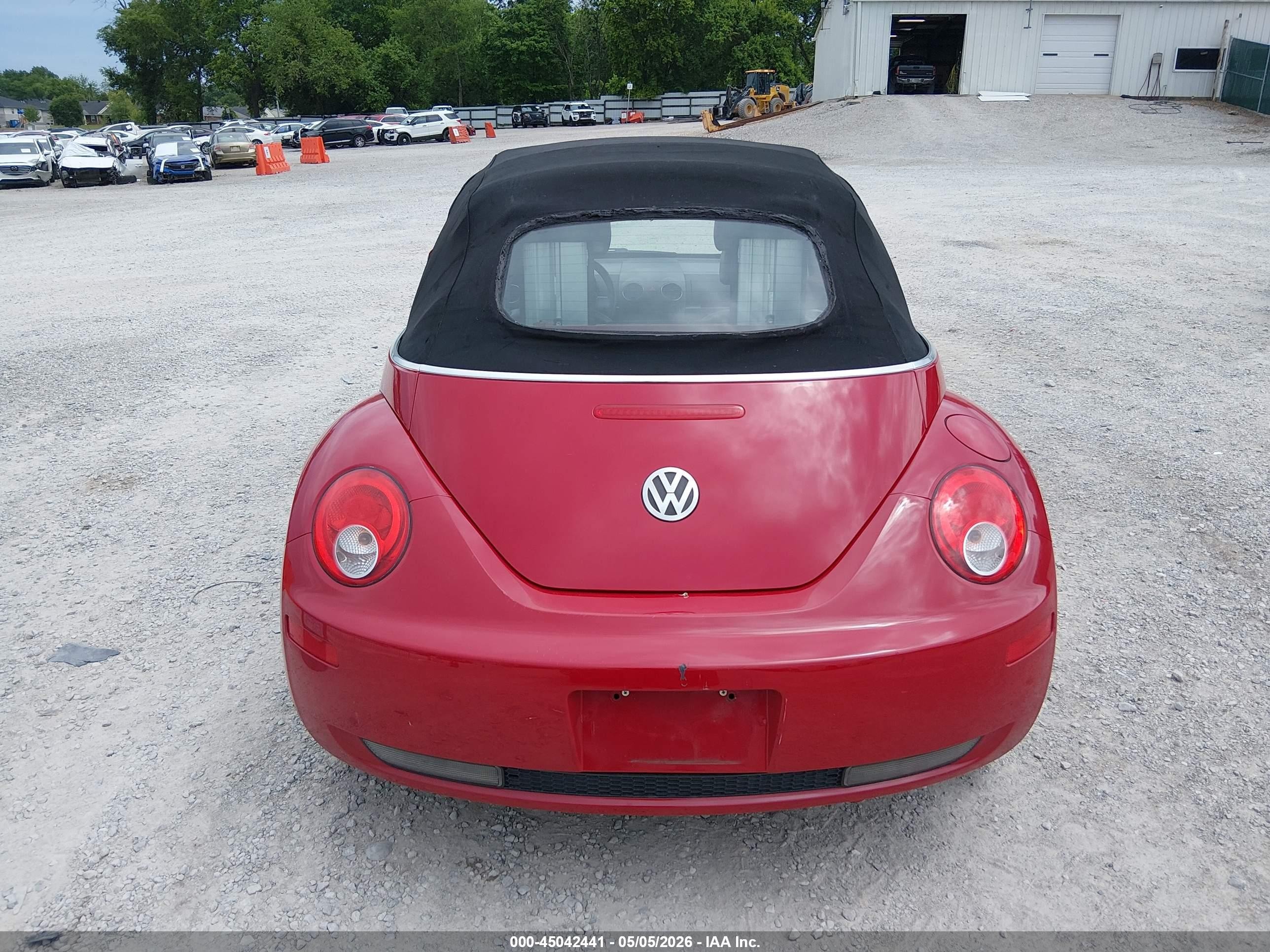 2007 Volkswagen New Beetle 2.5 Red vin: 3VWPF31Y27M401069