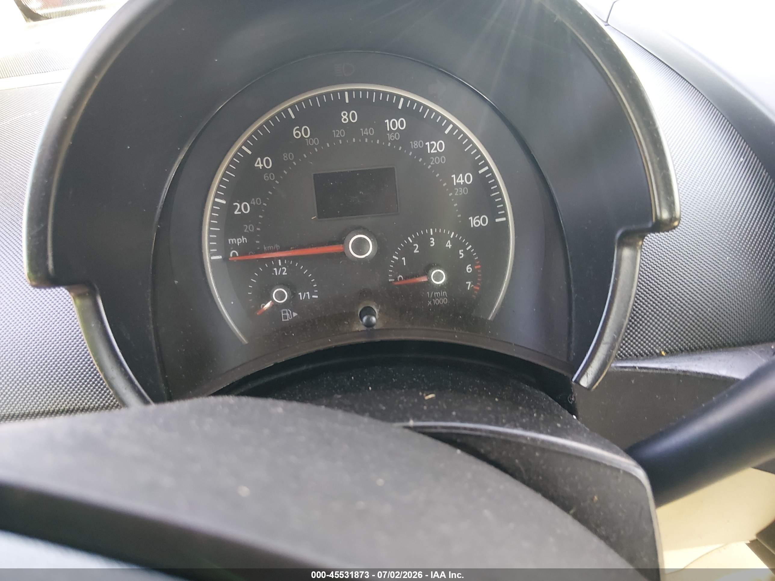 2008 Volkswagen New Beetle S Beige vin: 3VWPF31Y88M402762