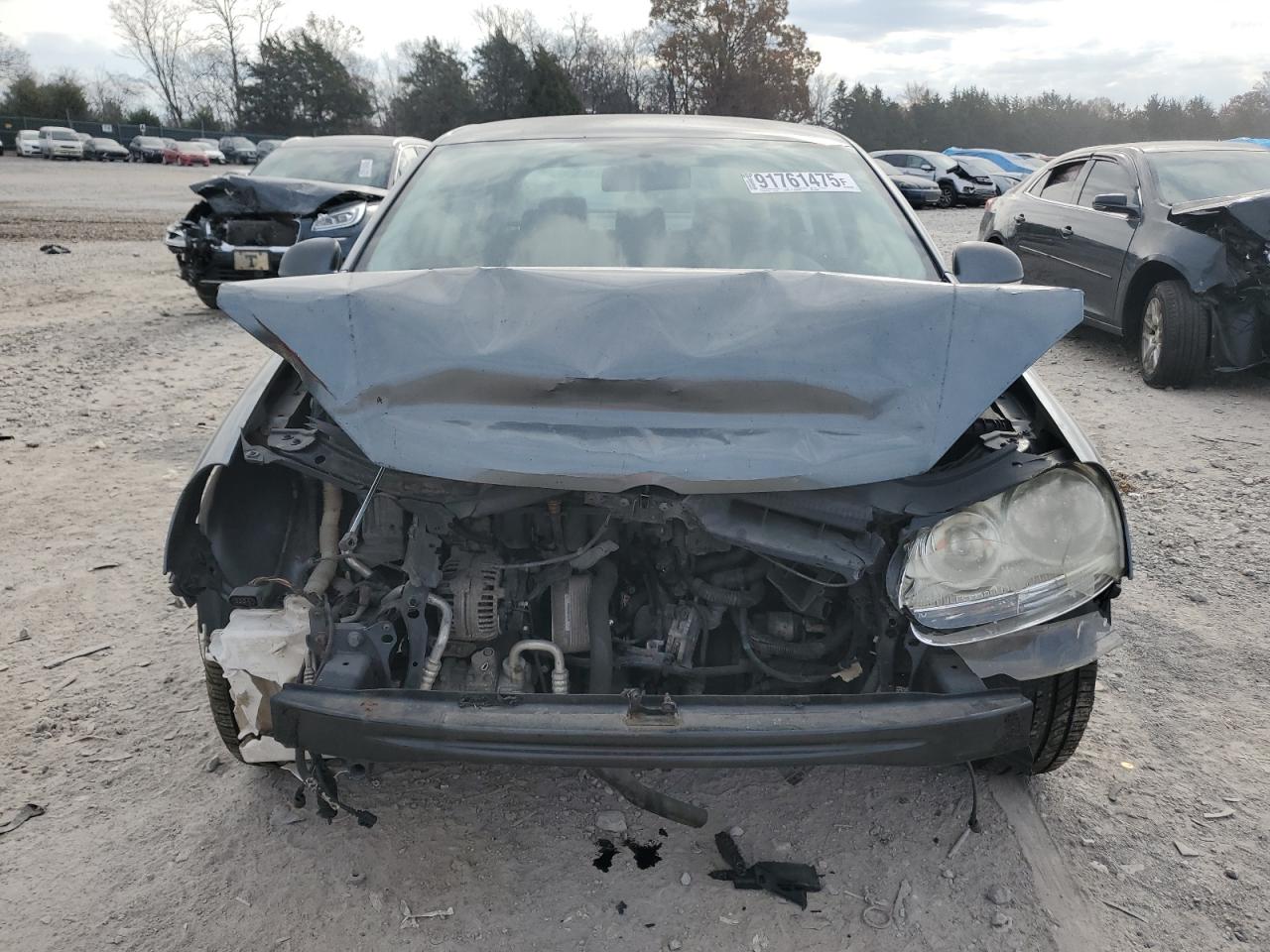 2005 Volkswagen New Jetta Value Silver vin: 3VWPF71K35M621420
