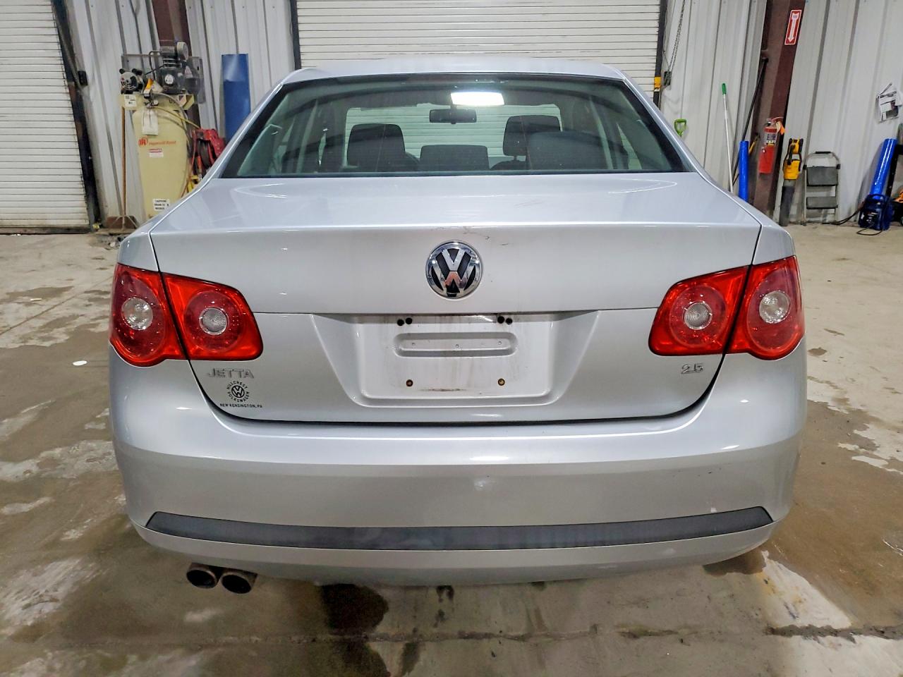 2006 Volkswagen Jetta Value Silver vin: 3VWPF71K66M798481