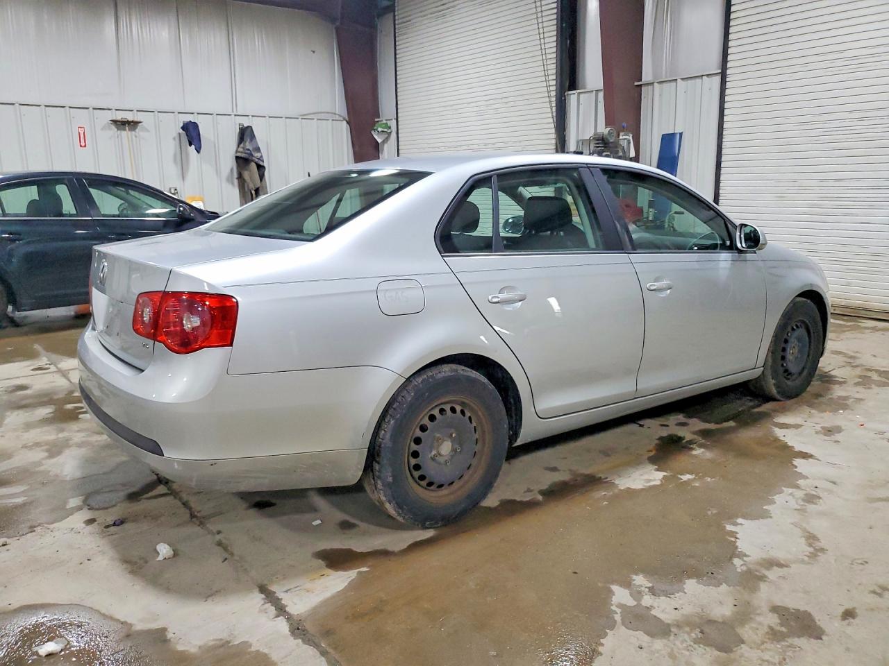 2006 Volkswagen Jetta Value Silver vin: 3VWPF71K66M798481
