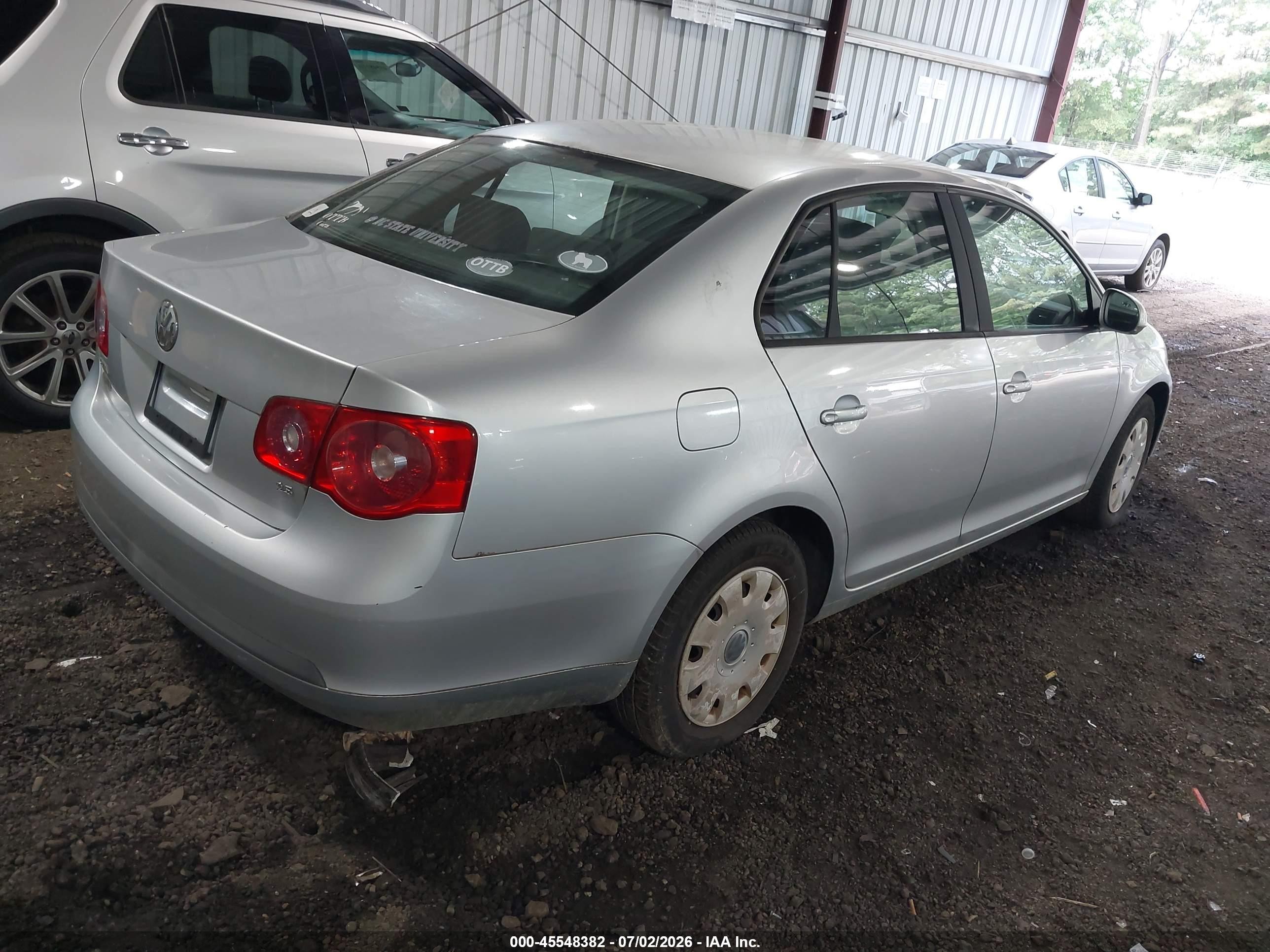 2006 Volkswagen Jetta Value Edition Silver vin: 3VWPF71K76M692881