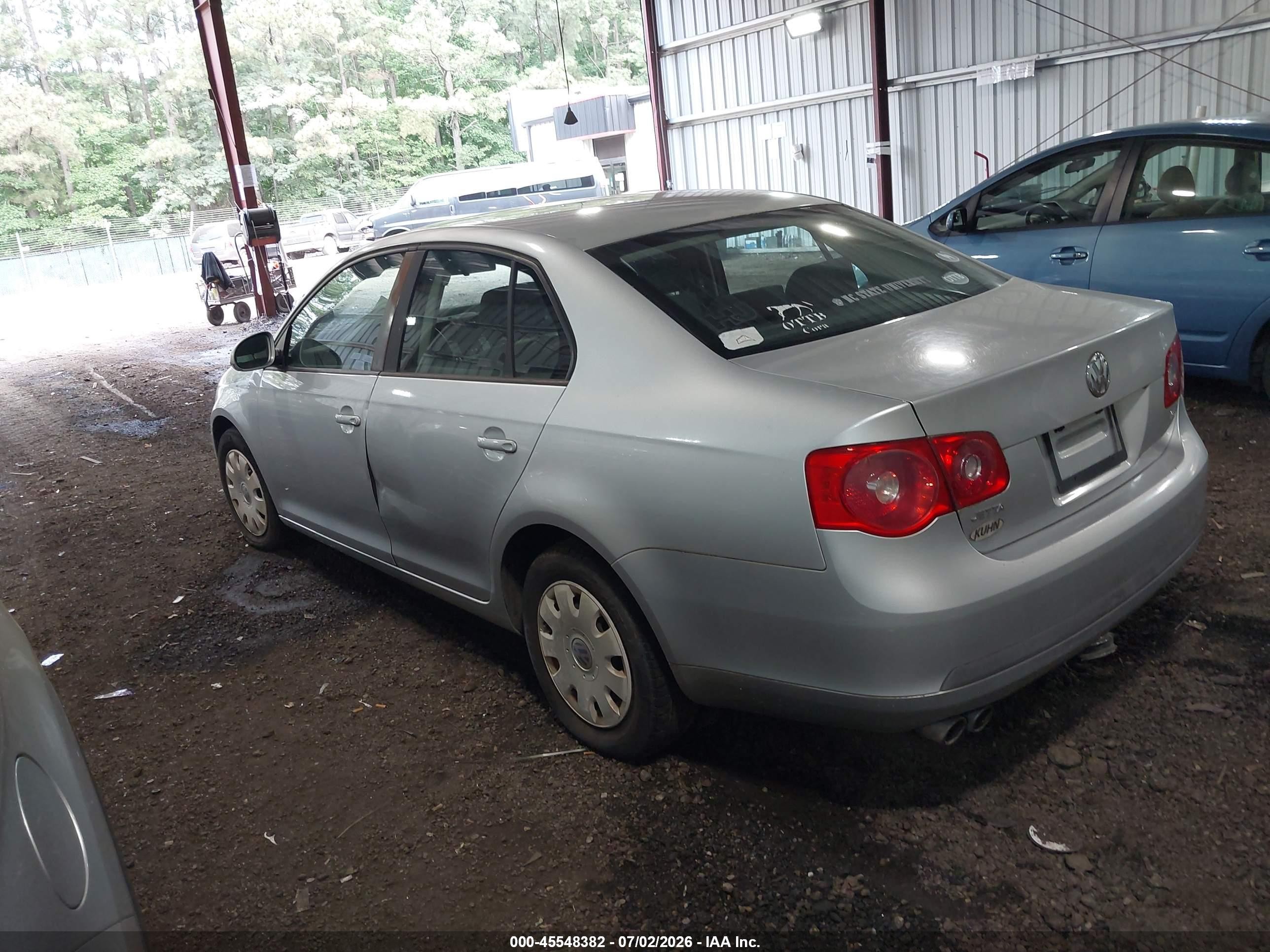 2006 Volkswagen Jetta Value Edition Silver vin: 3VWPF71K76M692881