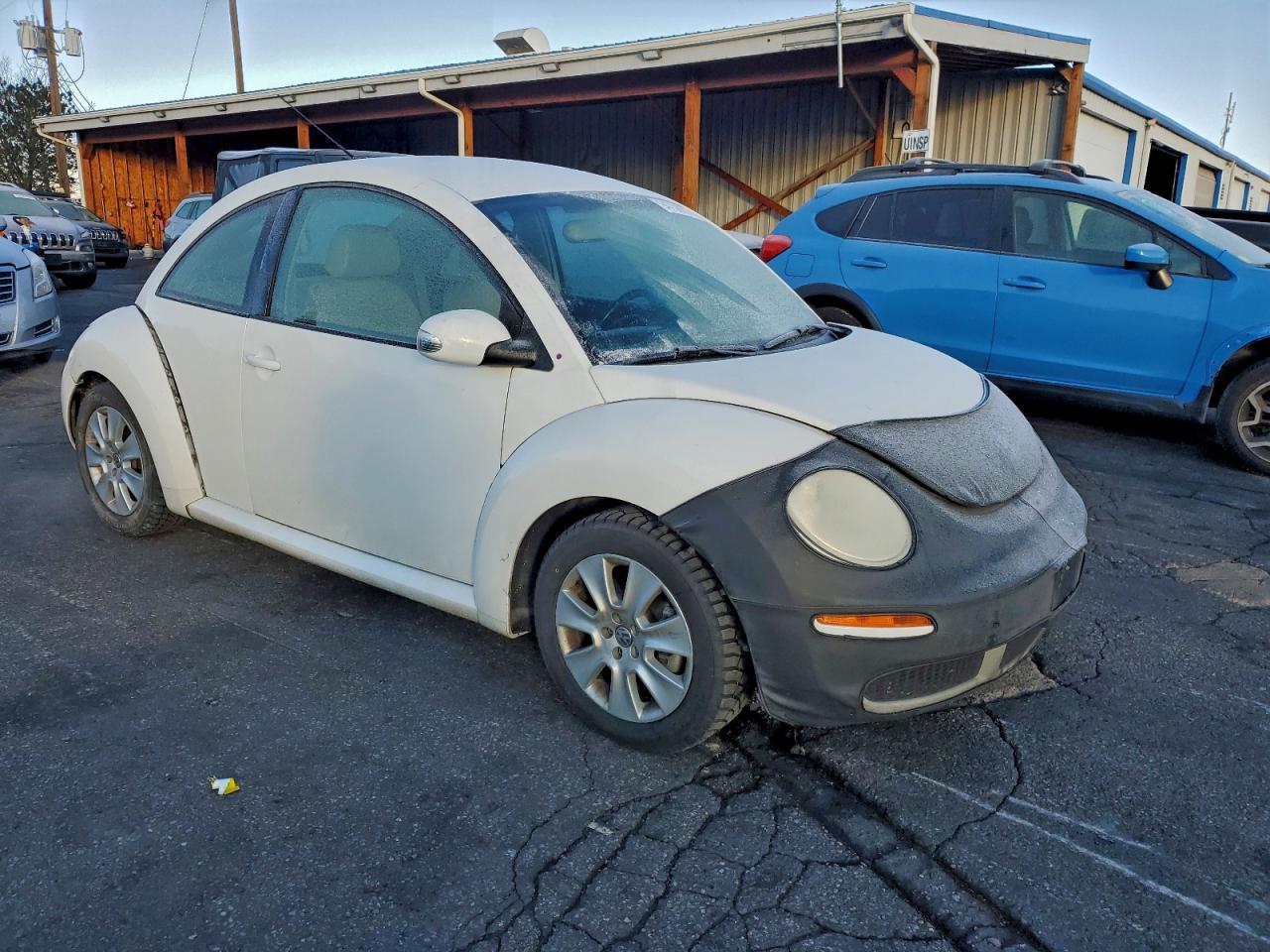 2009 Volkswagen New Beetle S White vin: 3VWPG31C79M511667