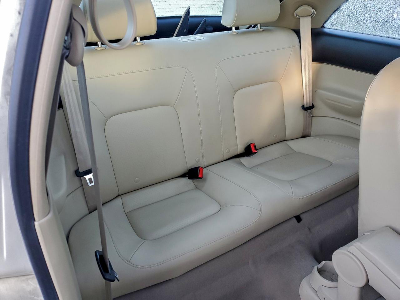 2009 Volkswagen New Beetle S White vin: 3VWPG31C79M511667