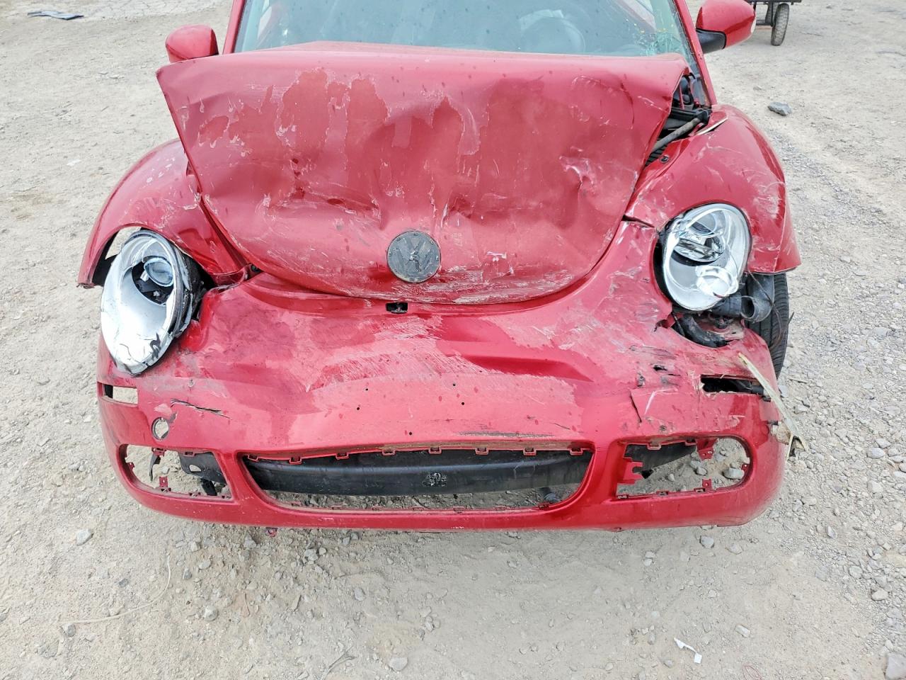 2010 Volkswagen New Beetle Red vin: 3VWPG3AG0AM004116