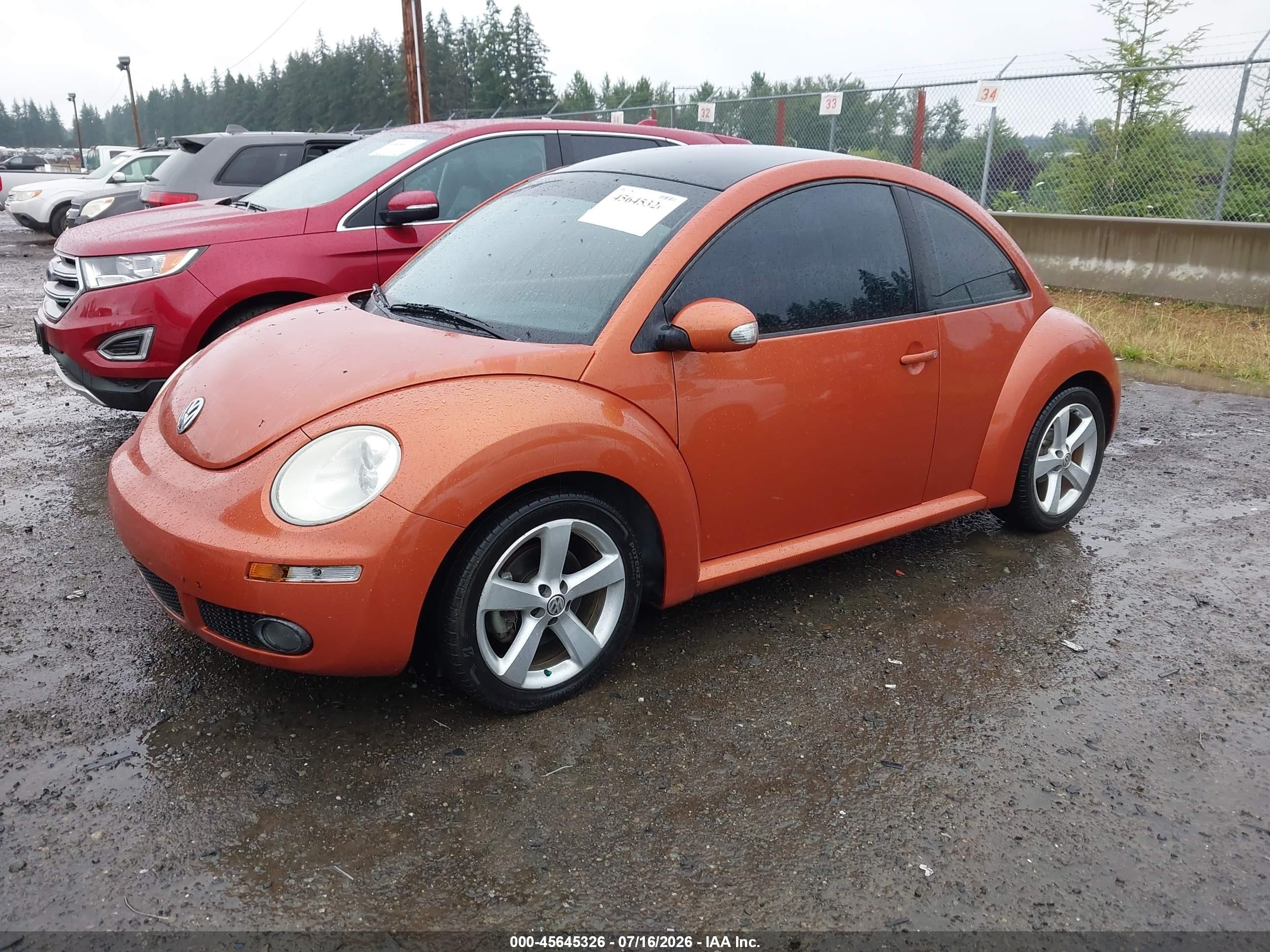 2010 Volkswagen New Beetle 2.5l Red Rock Edition Оранжевый vin: 3VWPG3AG0AM016590