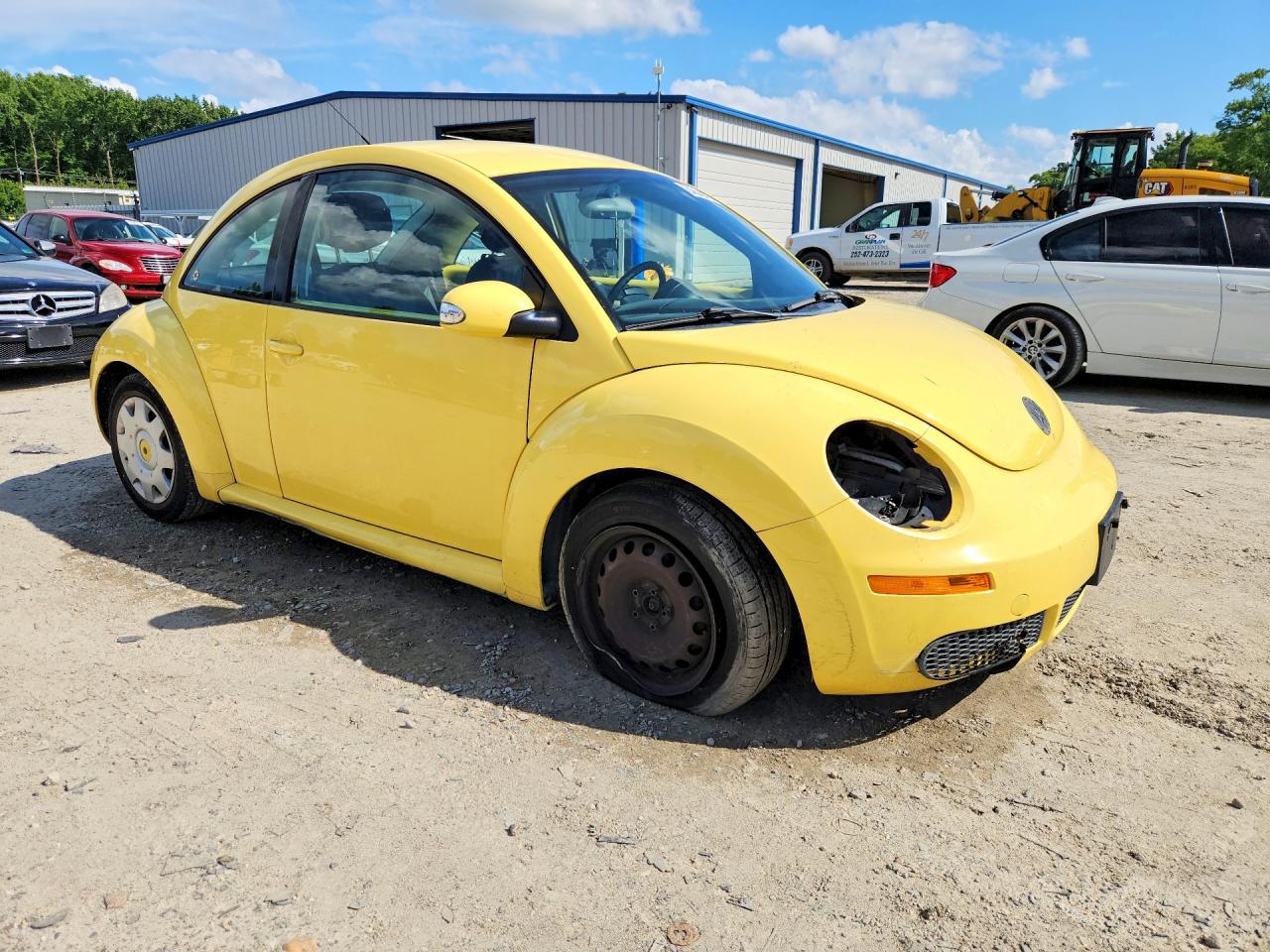 2010 Volkswagen New Beetle Yellow vin: 3VWPG3AG2AM012072