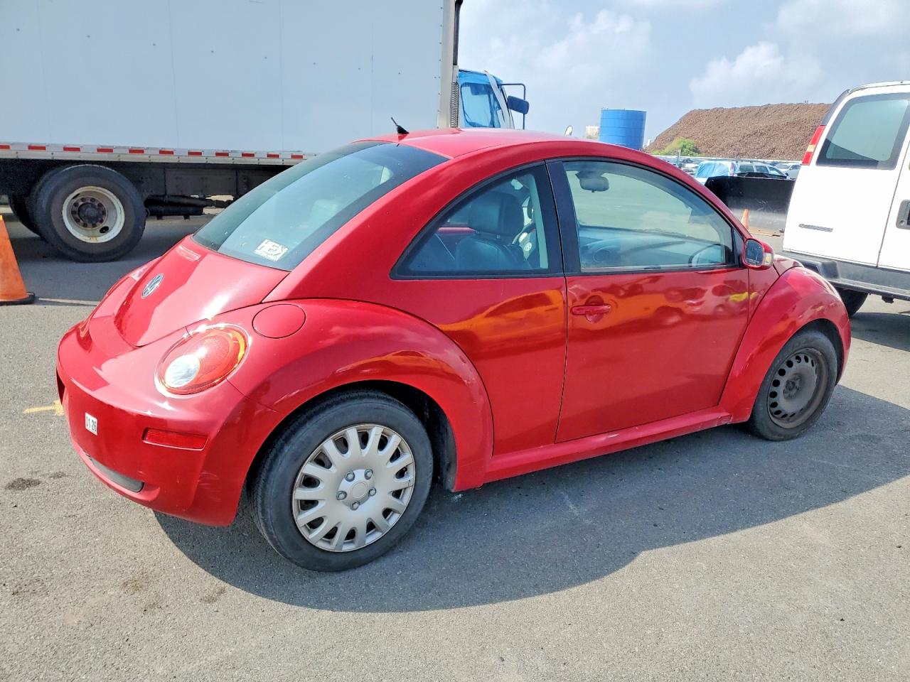 2010 Volkswagen New Beetle Red vin: 3VWPG3AG8AM010827