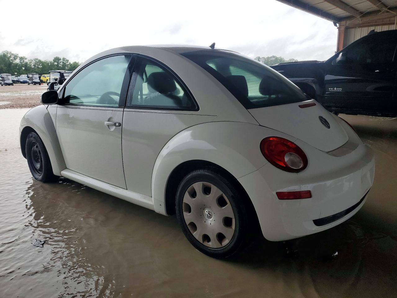 2010 Volkswagen New Beetle White vin: 3VWPG3AGXAM010554
