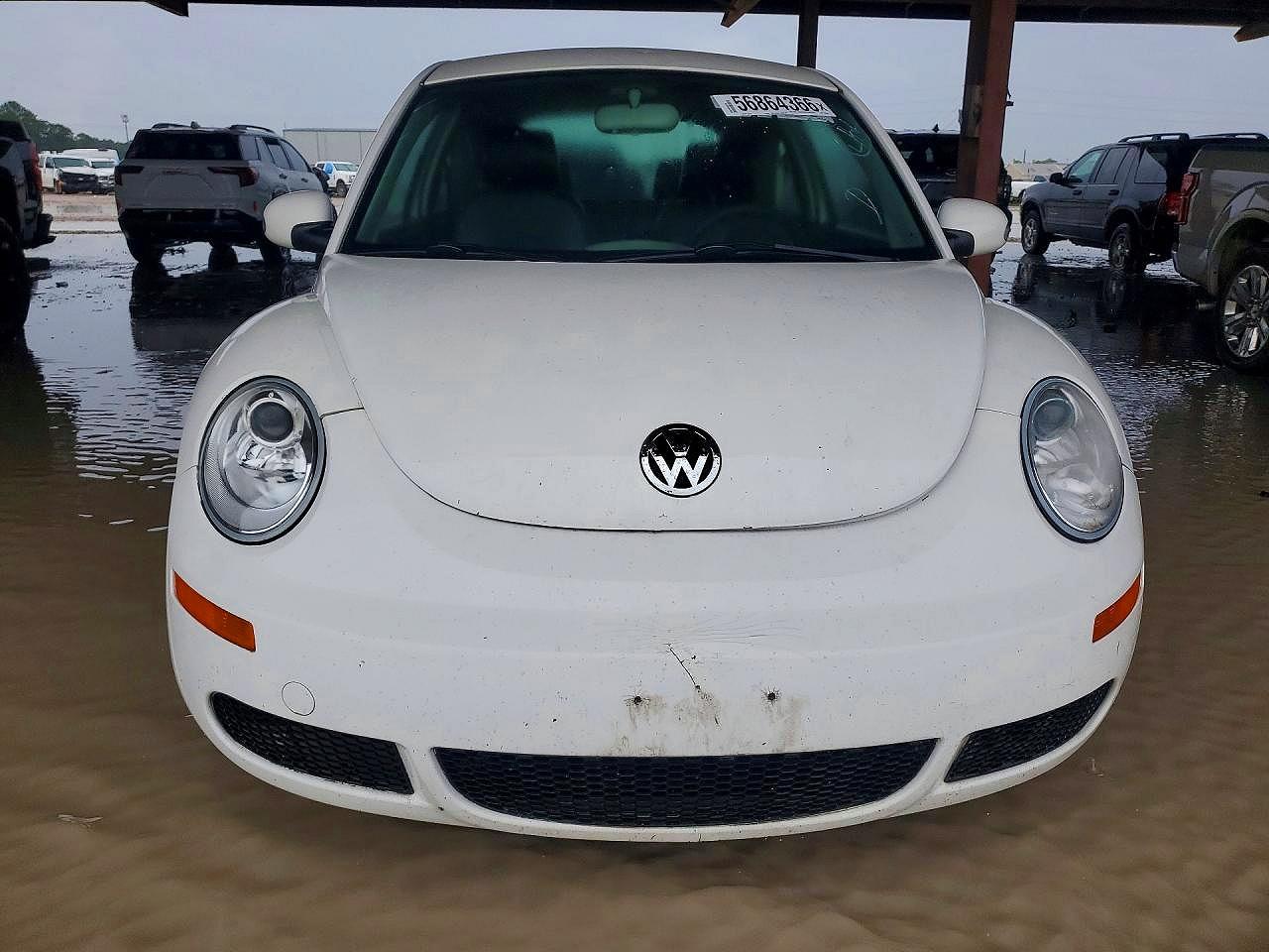 2010 Volkswagen New Beetle White vin: 3VWPG3AGXAM010554
