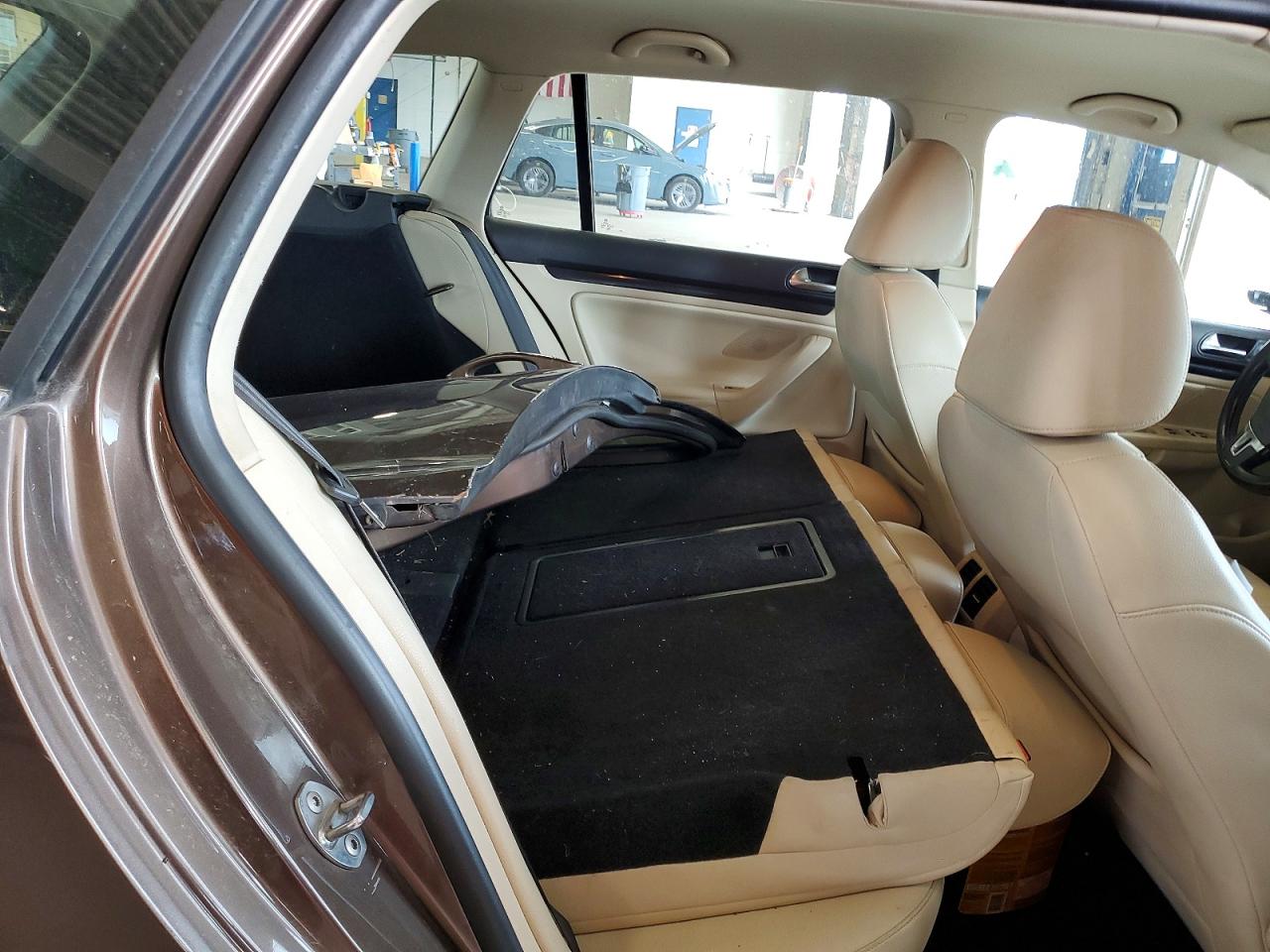 2012 Volkswagen Jetta Tdi Brown vin: 3VWPL7AJ0CM671690