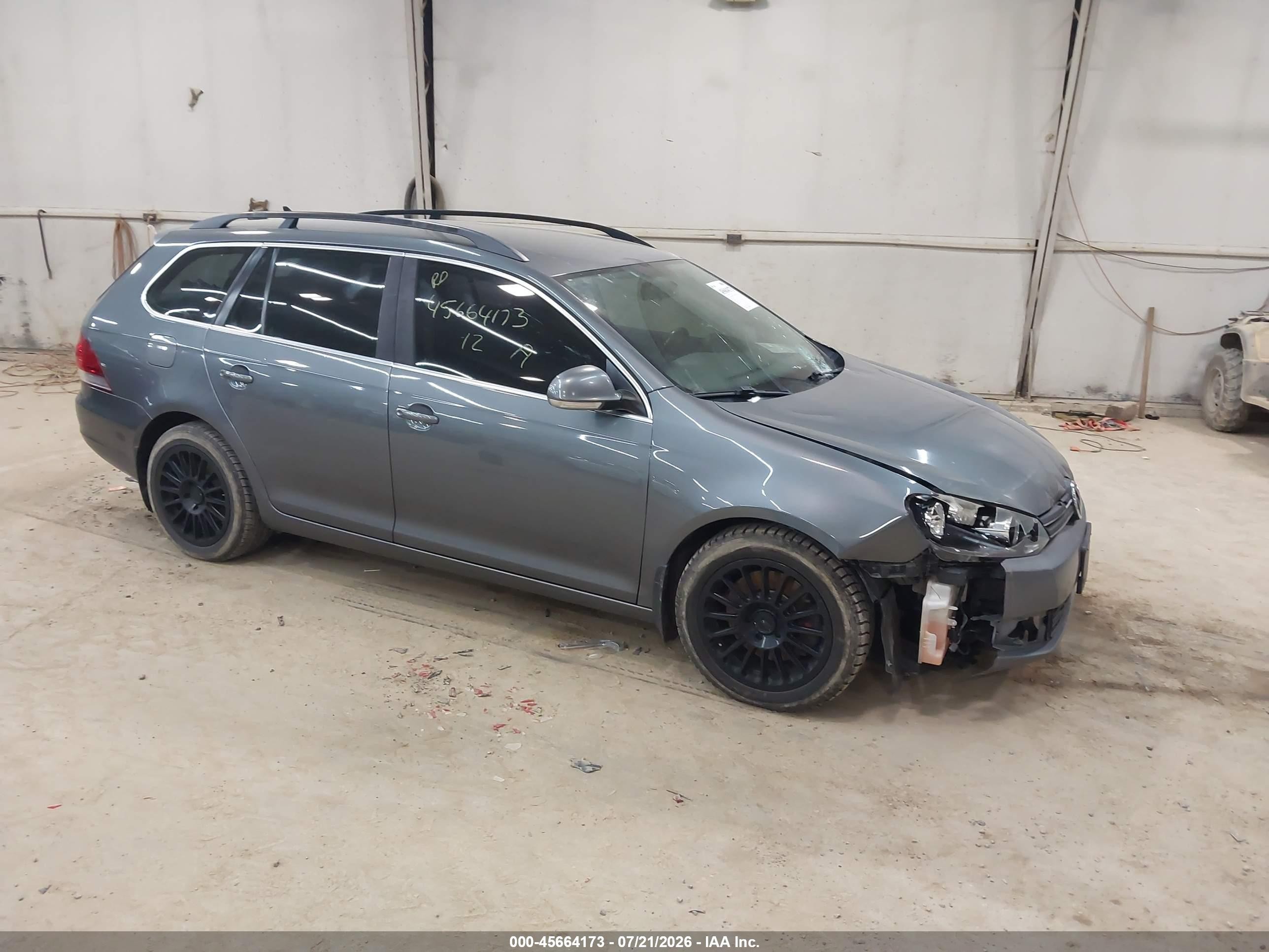 3VWPL7AJ0CM684570