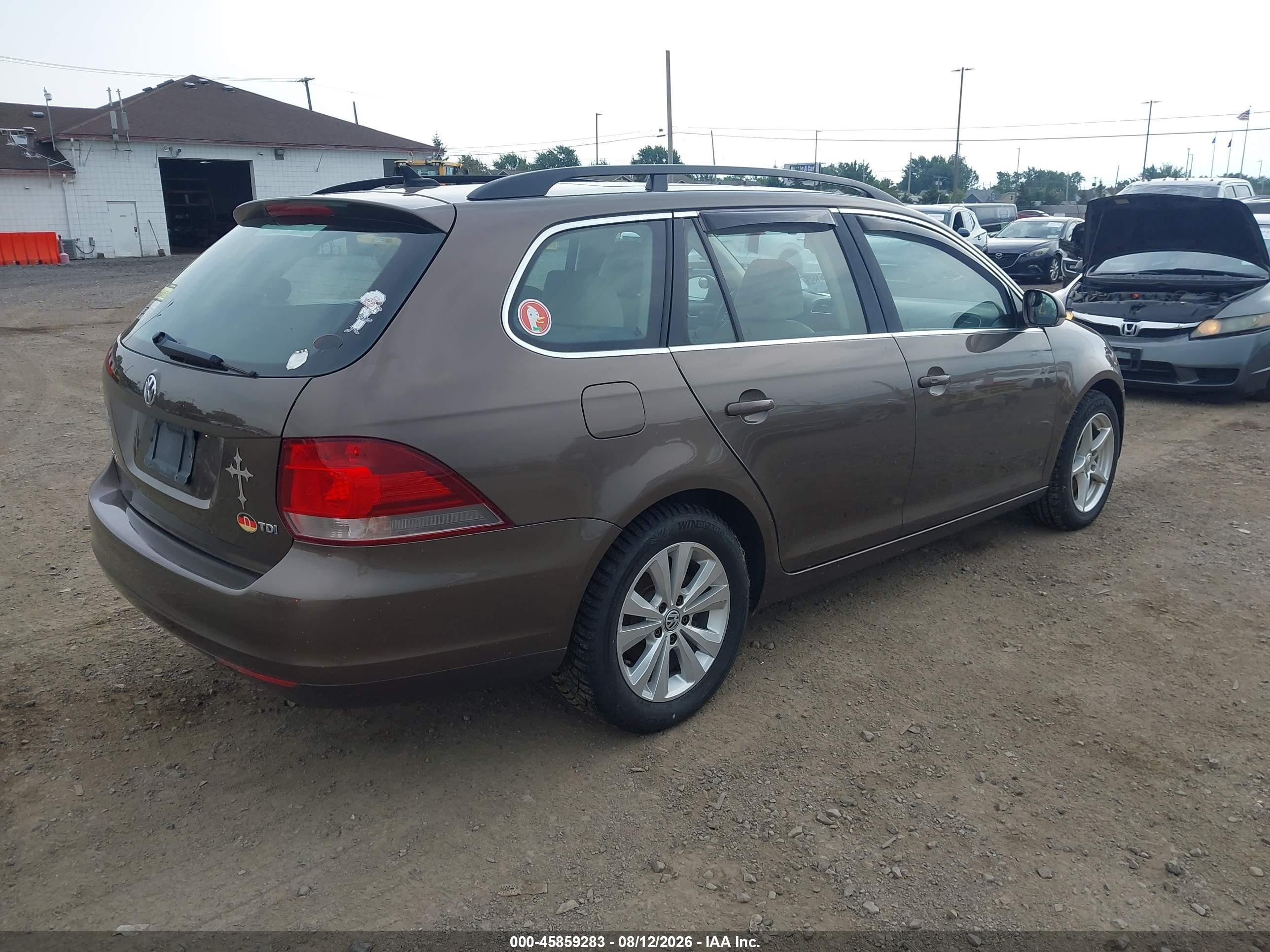 2013 Volkswagen Jetta Sportwagen 2.0l Tdi Коричневый vin: 3VWPL7AJ0DM620918