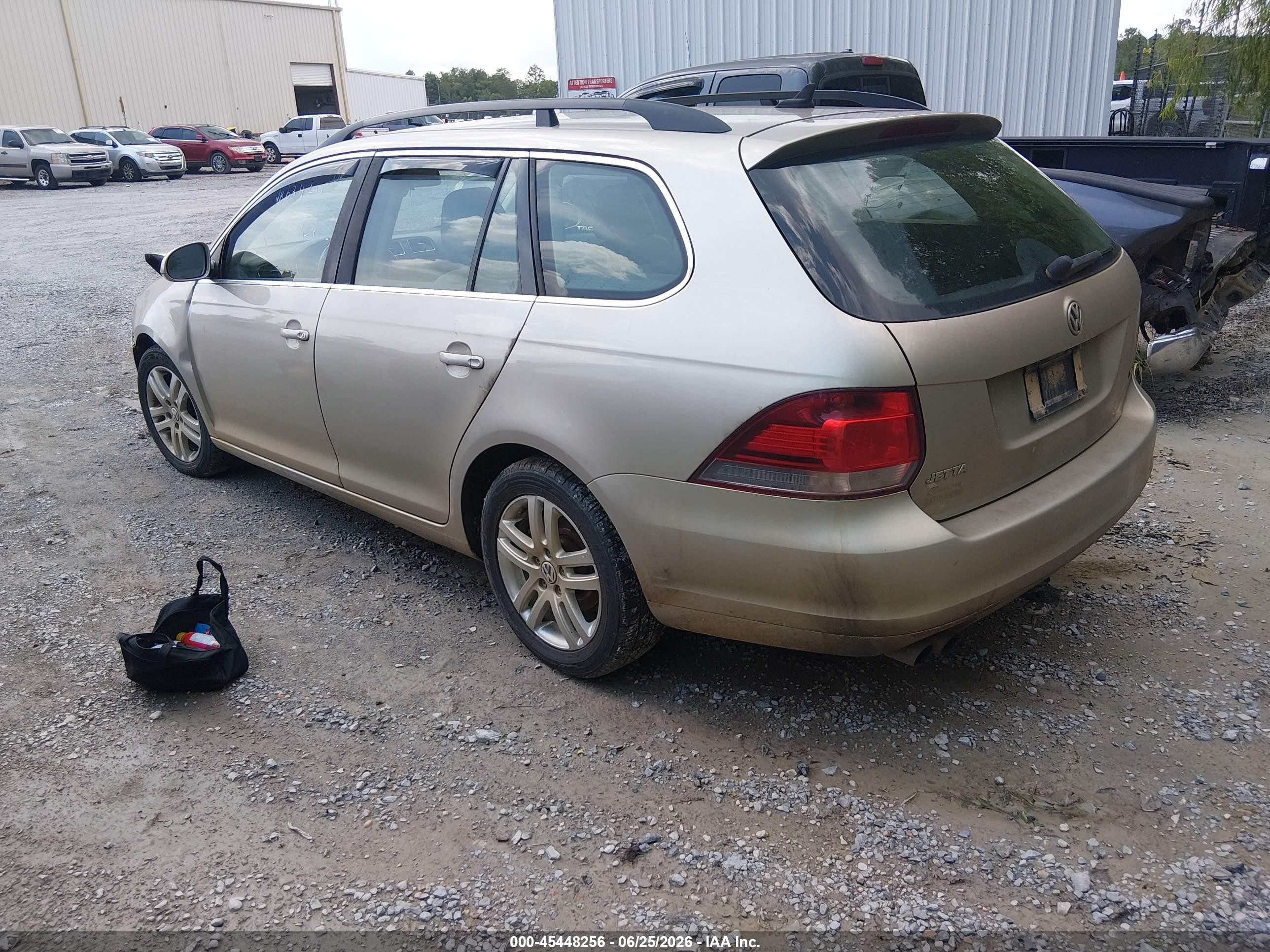 2013 Volkswagen Jetta Sportwagen 2.0l Tdi Gold vin: 3VWPL7AJ0DM632390
