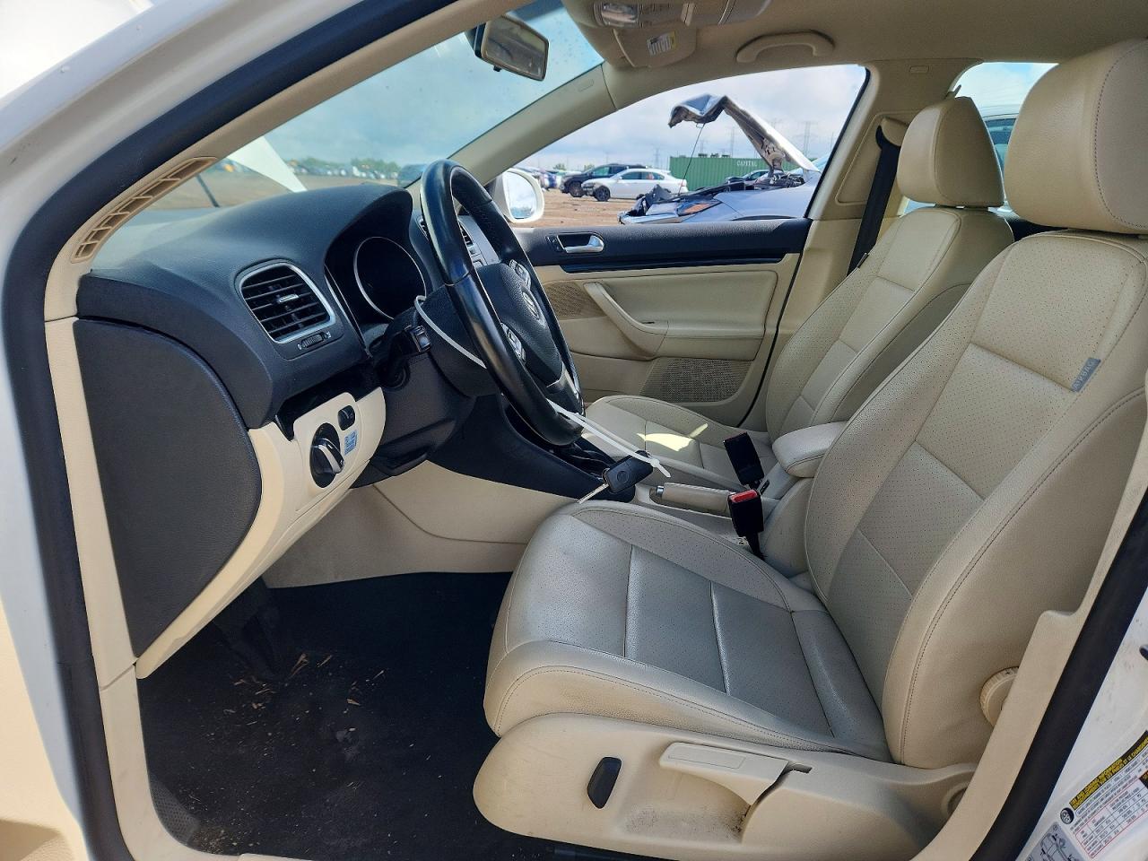 2013 Volkswagen Jetta Tdi Белый vin: 3VWPL7AJ0DM685638