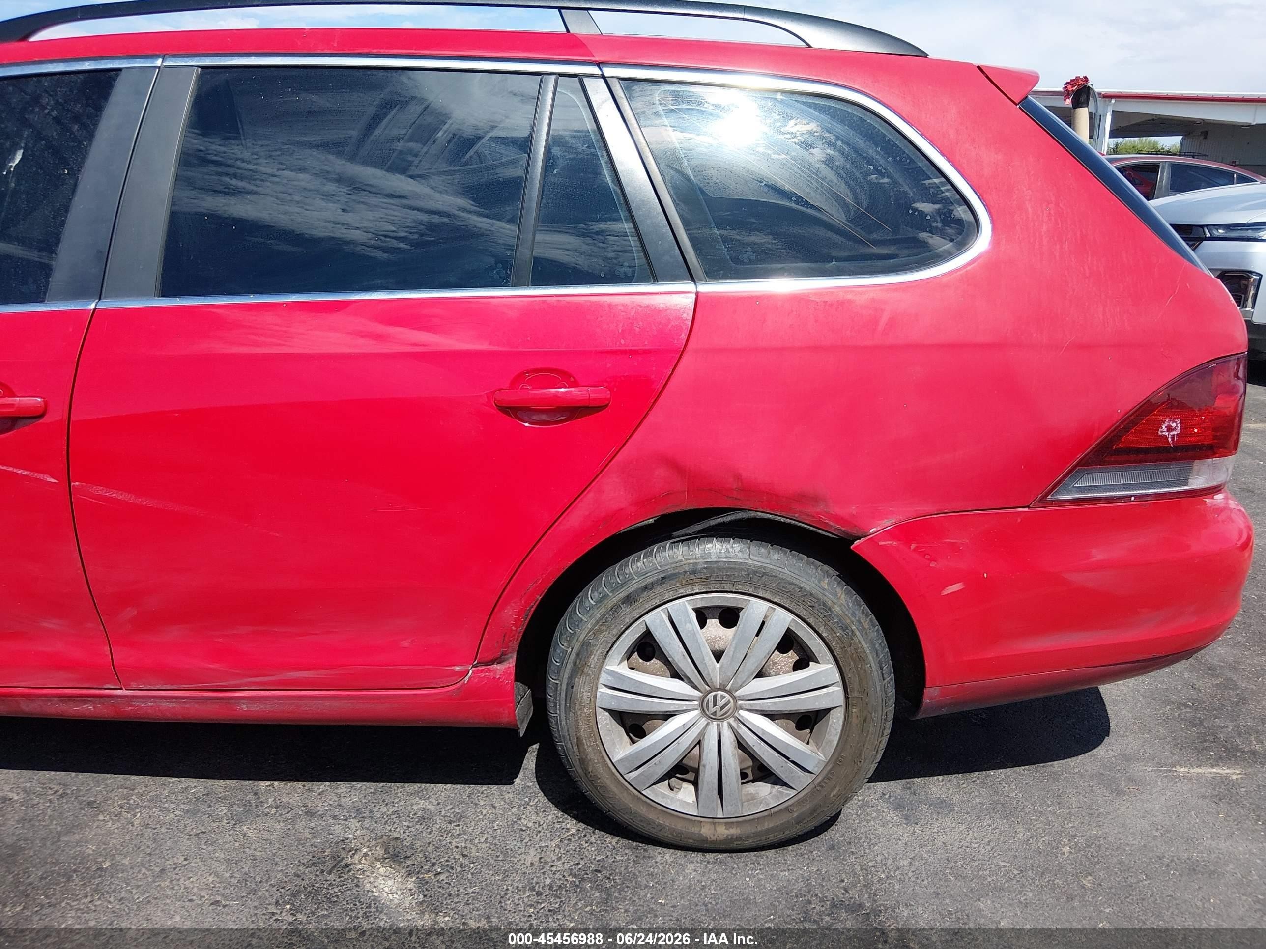 2014 Volkswagen Jetta Sportwagen 2.0l Tdi Red vin: 3VWPL7AJ0EM619480