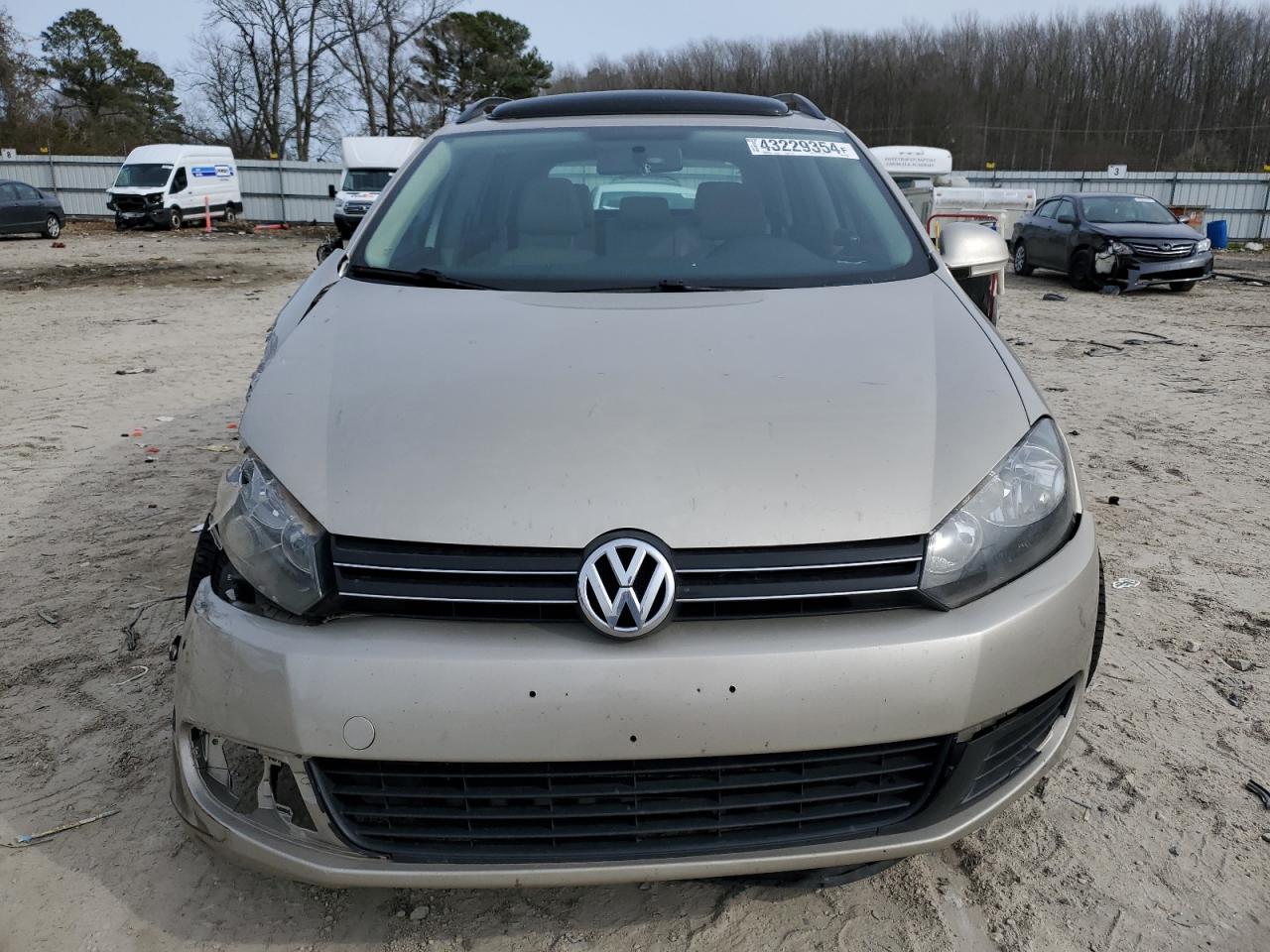 2014 Volkswagen Jetta Tdi Бежевый vin: 3VWPL7AJ0EM619950