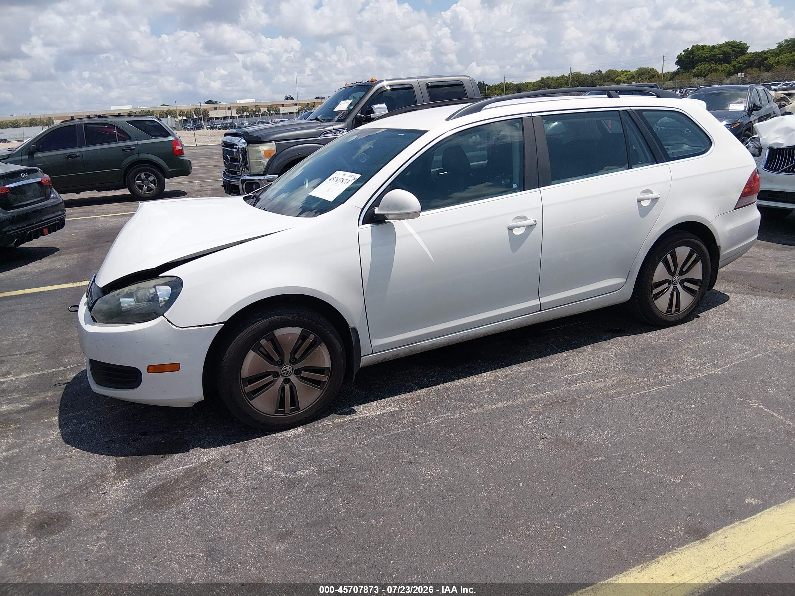 2013 Volkswagen Jetta Sportwagen 2.0l Tdi White vin: 3VWPL7AJ1DM667911