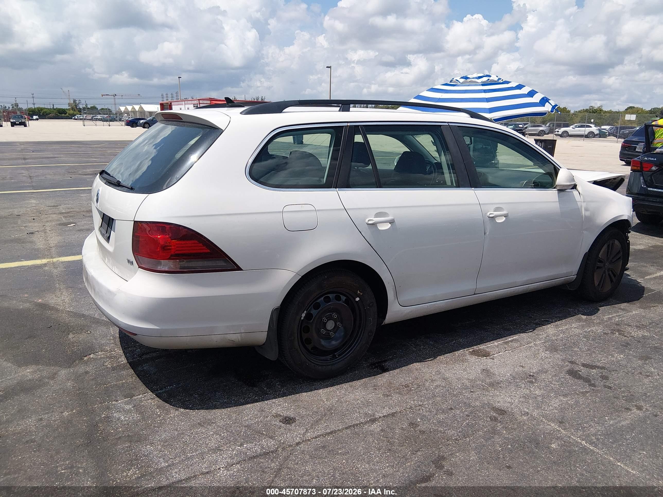 2013 Volkswagen Jetta Sportwagen 2.0l Tdi White vin: 3VWPL7AJ1DM667911