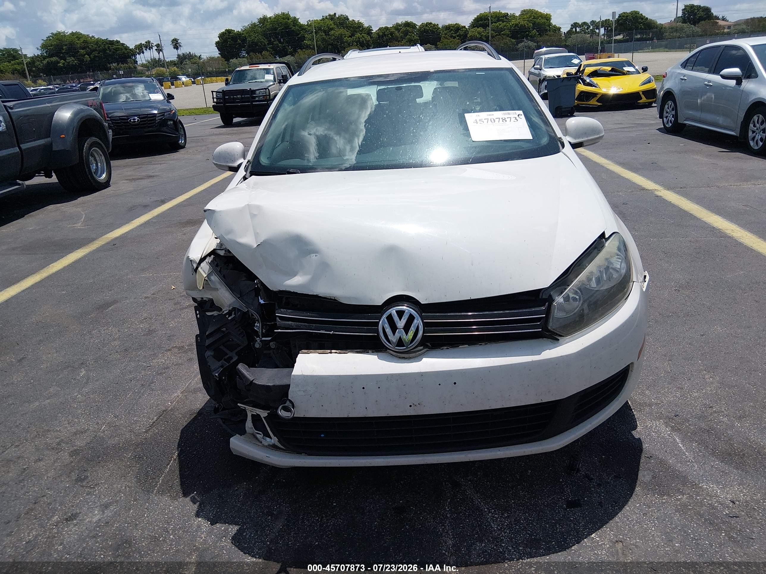 2013 Volkswagen Jetta Sportwagen 2.0l Tdi White vin: 3VWPL7AJ1DM667911