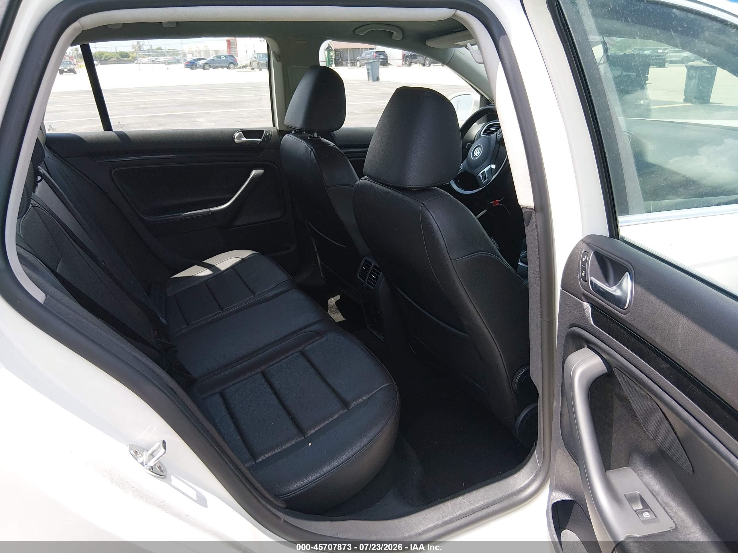 2013 Volkswagen Jetta Sportwagen 2.0l Tdi White vin: 3VWPL7AJ1DM667911