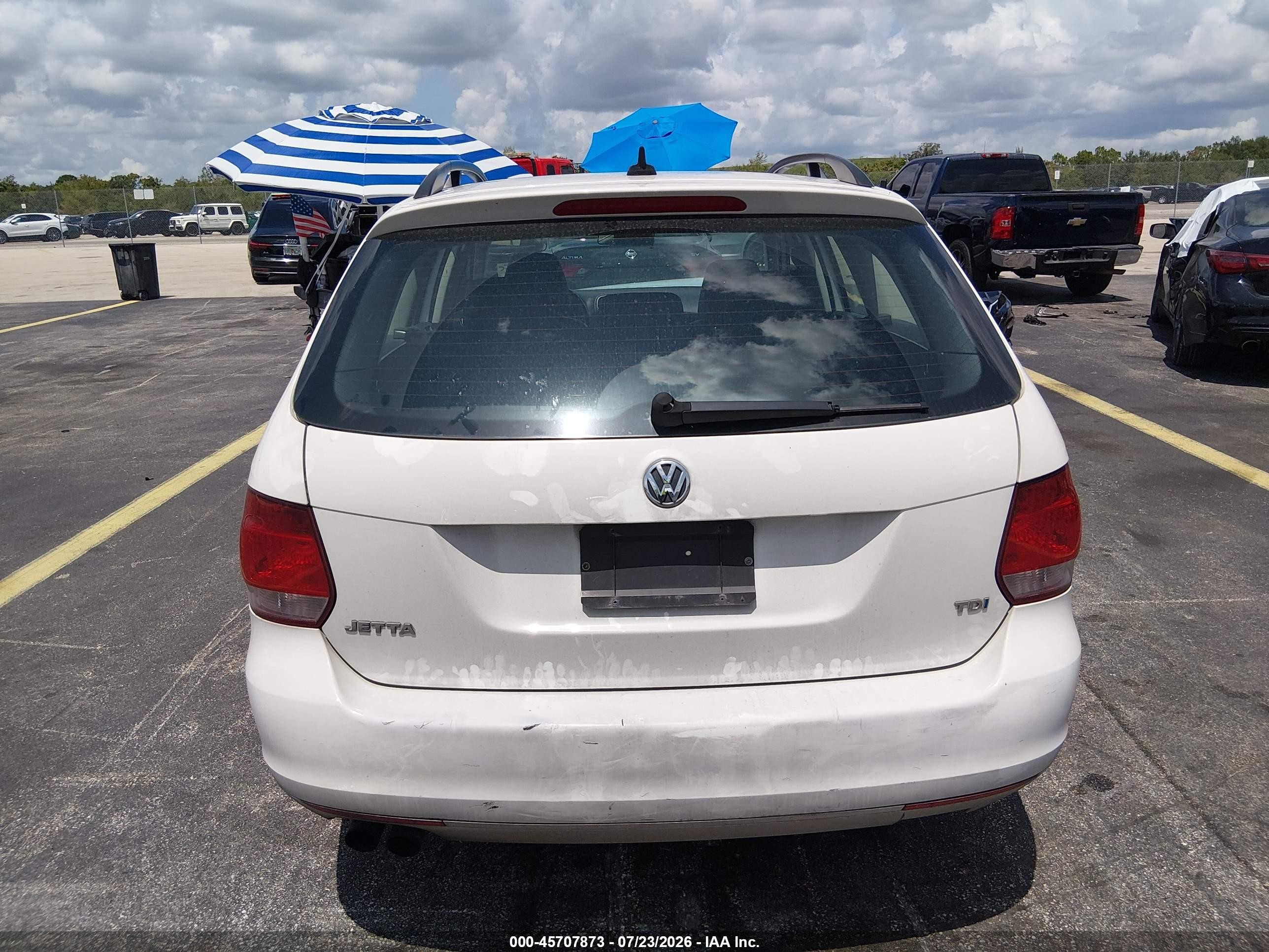 2013 Volkswagen Jetta Sportwagen 2.0l Tdi White vin: 3VWPL7AJ1DM667911