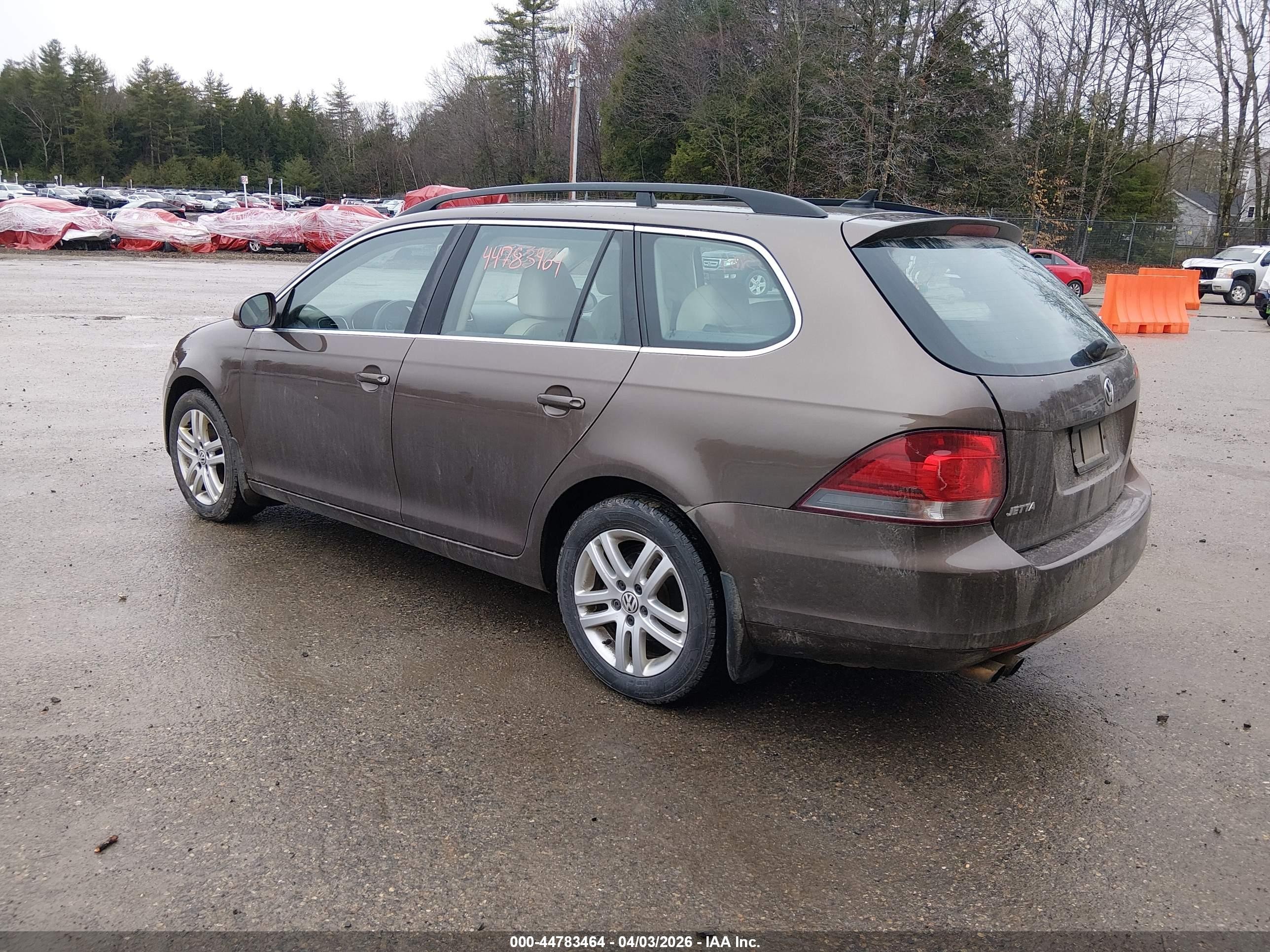 2014 Volkswagen Jetta Sportwagen 2.0l Tdi Коричневый vin: 3VWPL7AJ1EM600291