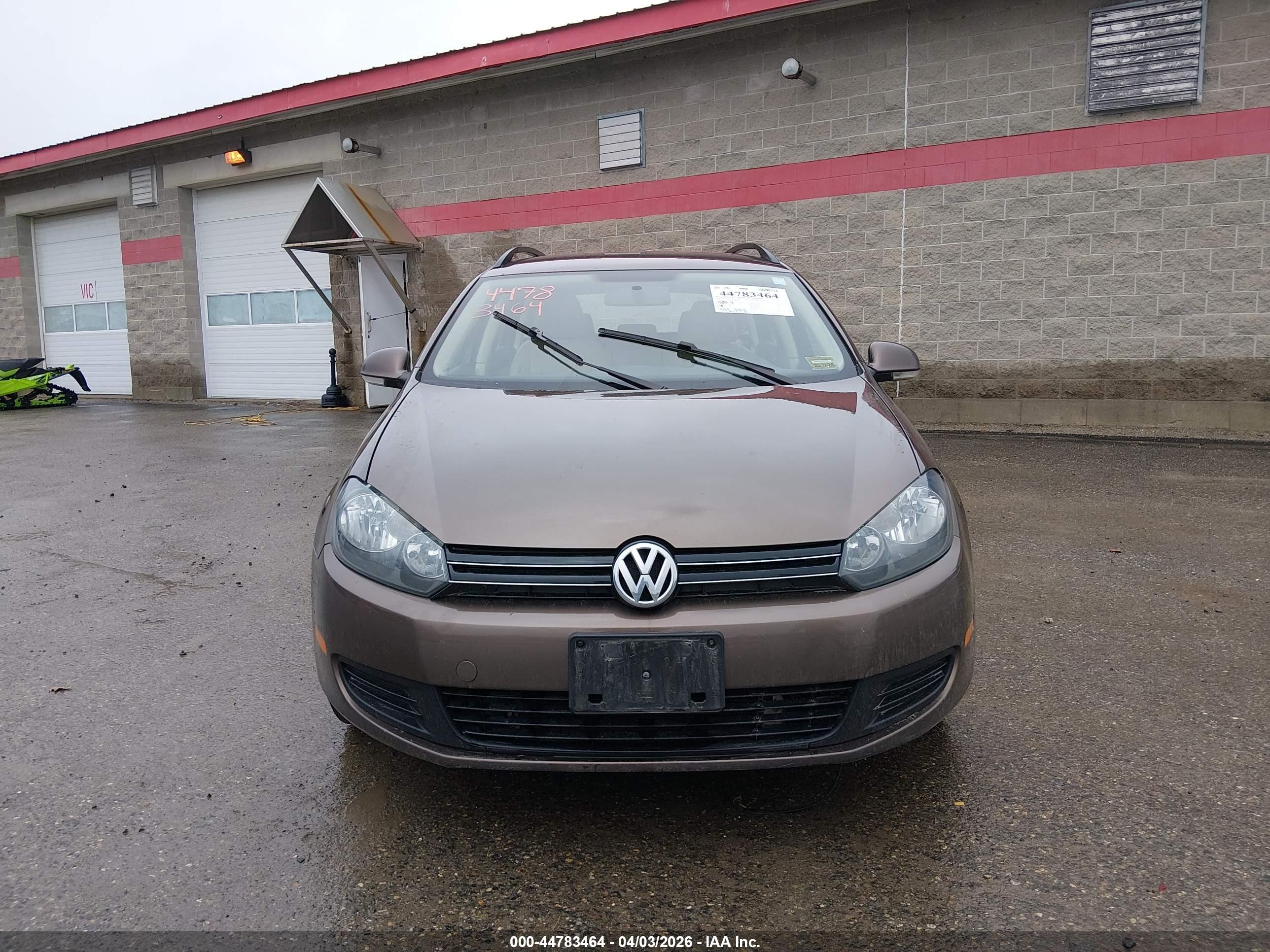 2014 Volkswagen Jetta Sportwagen 2.0l Tdi Коричневый vin: 3VWPL7AJ1EM600291