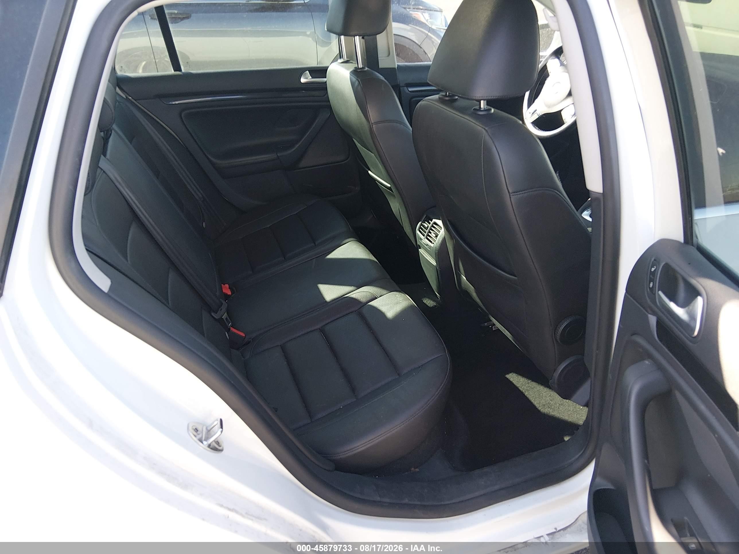 2014 Volkswagen Jetta Sportwagen 2.0l Tdi White vin: 3VWPL7AJ1EM611789