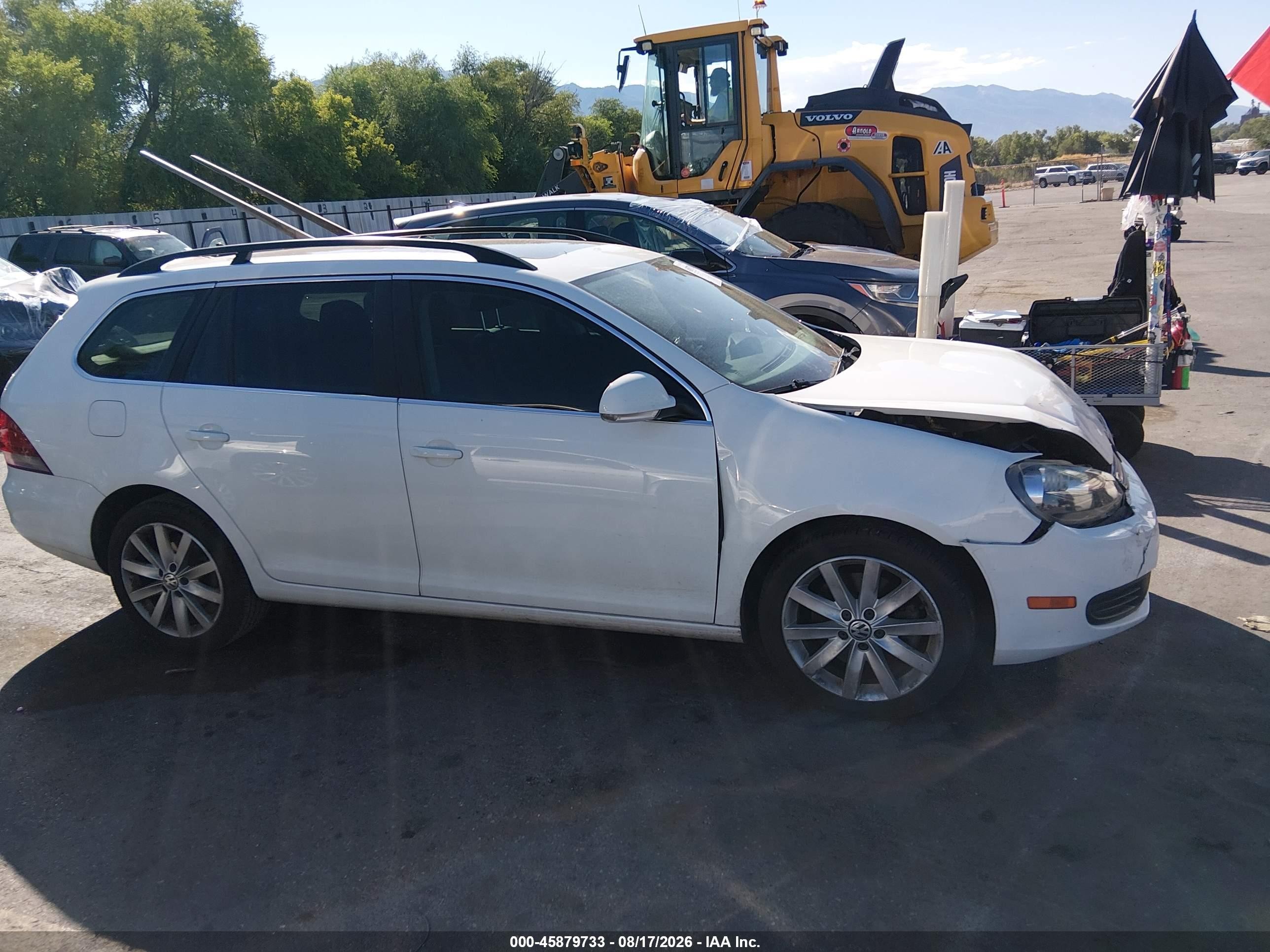 2014 Volkswagen Jetta Sportwagen 2.0l Tdi White vin: 3VWPL7AJ1EM611789