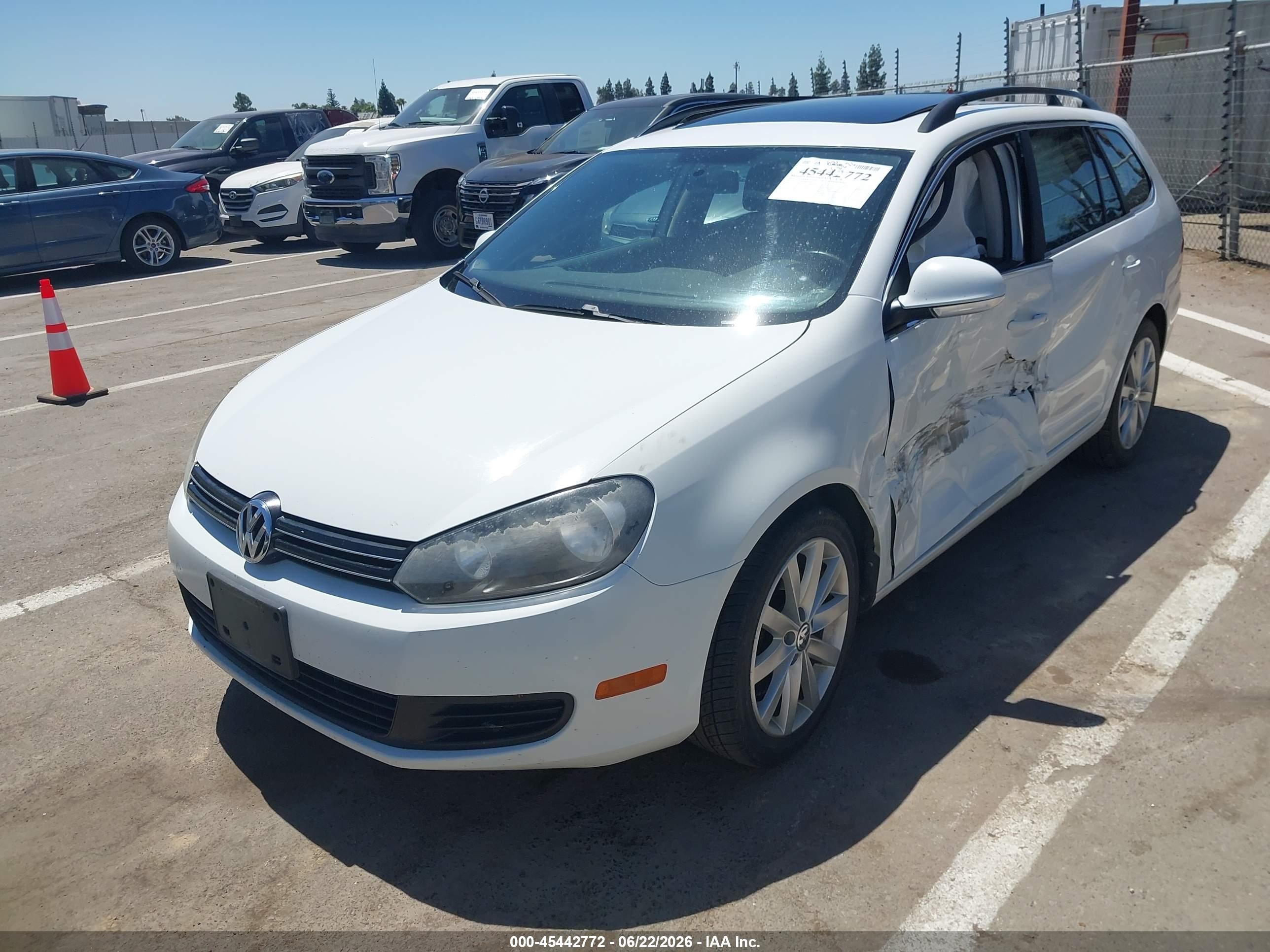2014 Volkswagen Jetta Sportwagen 2.0l Tdi White vin: 3VWPL7AJ1EM615518