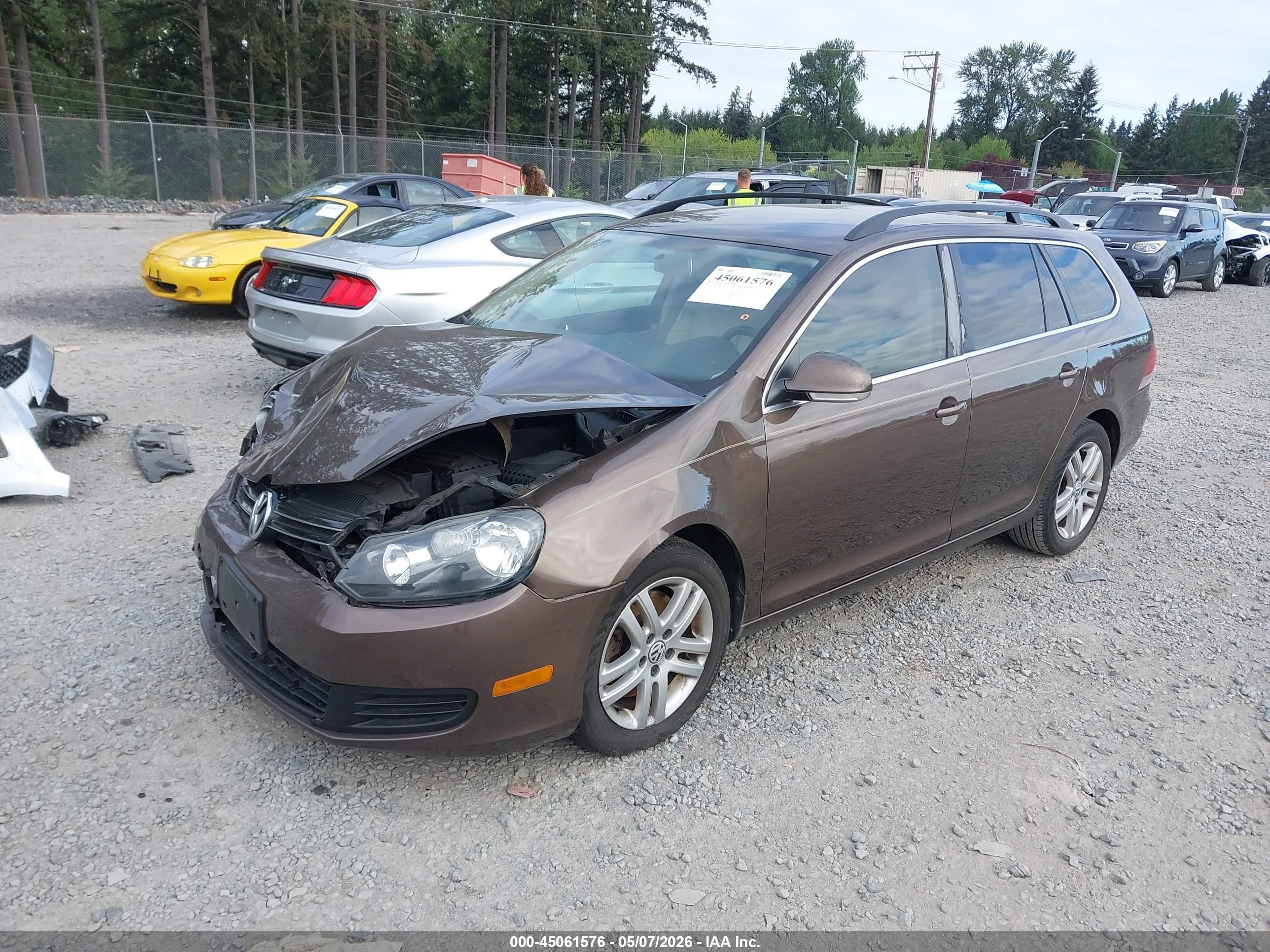 2011 Volkswagen Jetta Sportwagen 2.0l Tdi Brown vin: 3VWPL7AJ2BM707796