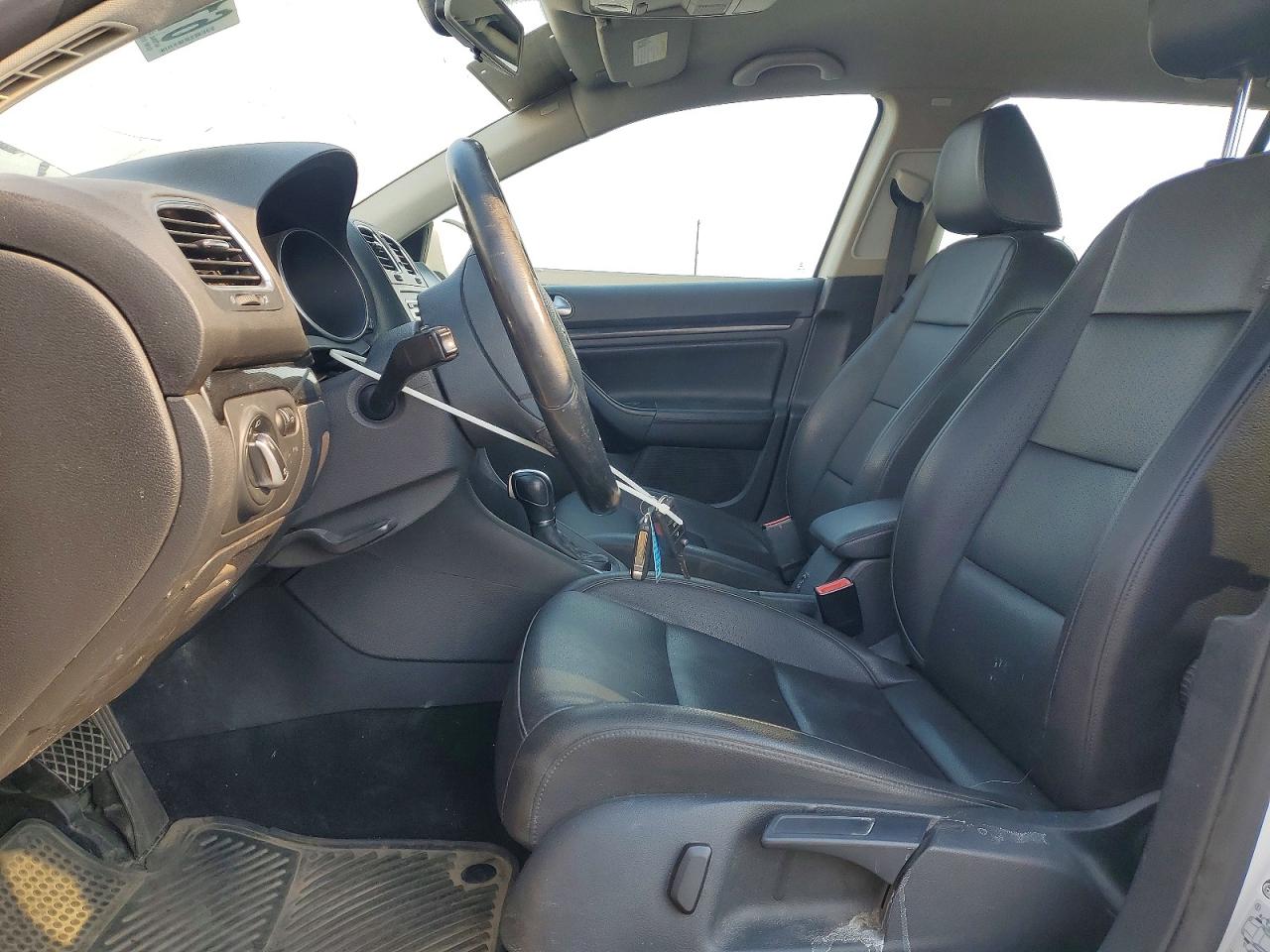 2013 Volkswagen Jetta Tdi White vin: 3VWPL7AJ2DM605028