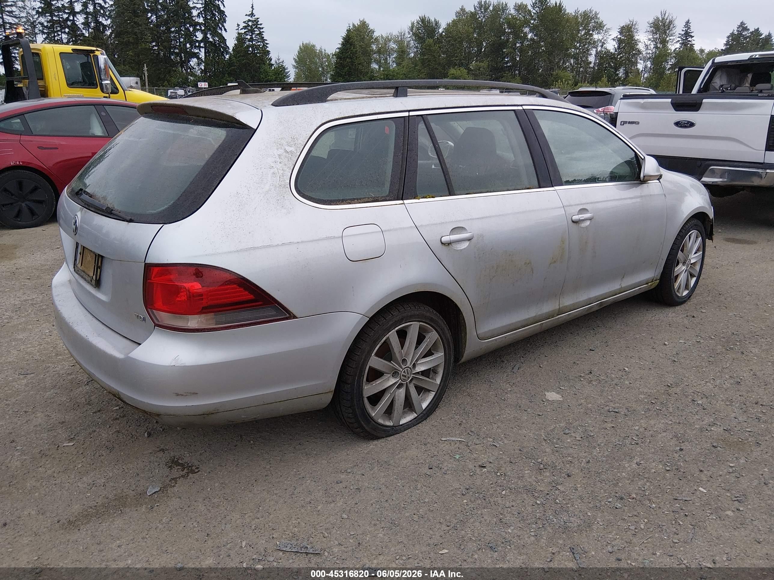 2013 Volkswagen Jetta Sportwagen 2.0l Tdi Silver vin: 3VWPL7AJ2DM667691