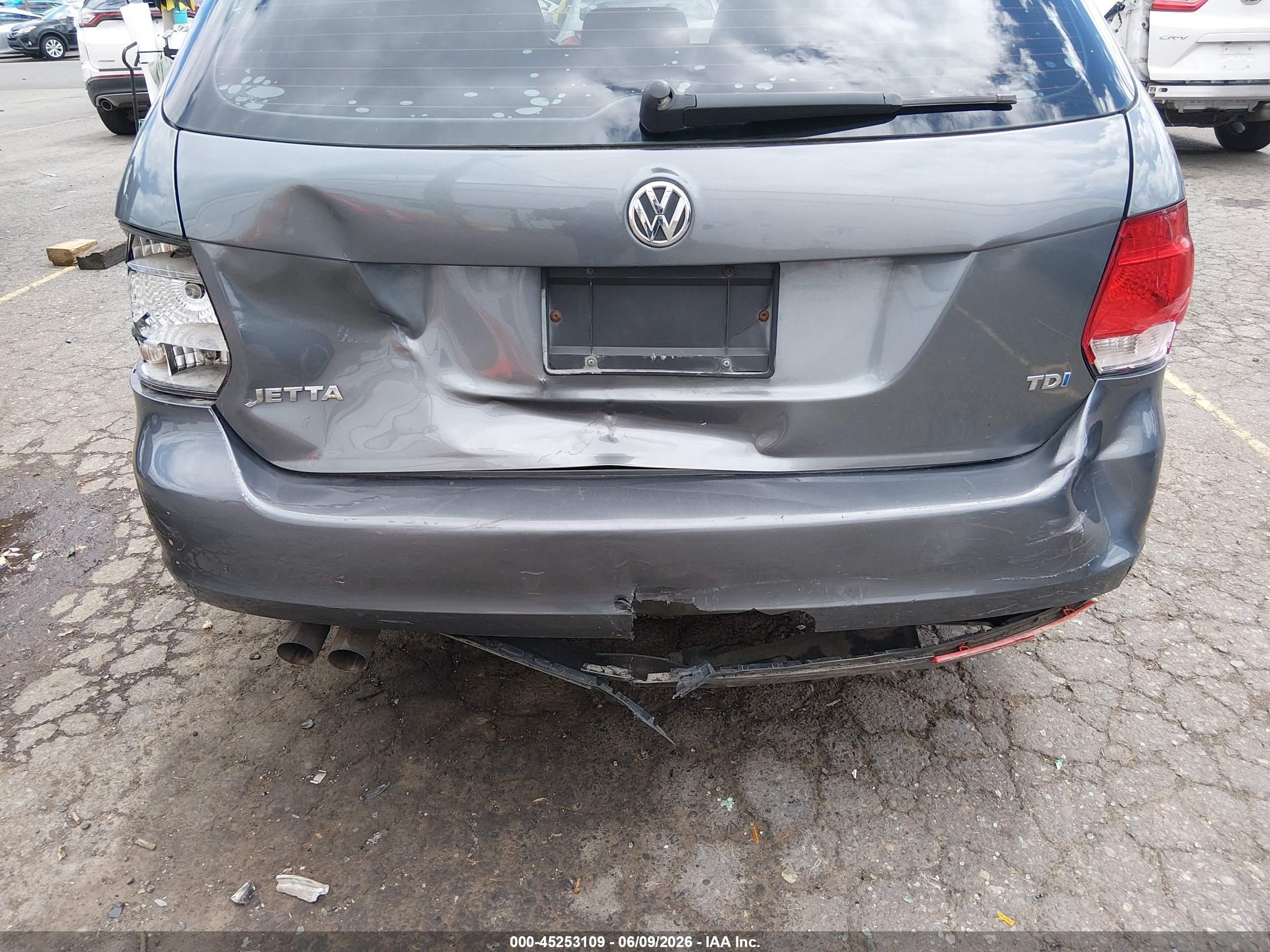 2013 Volkswagen Jetta Sportwagen 2.0l Tdi Серый vin: 3VWPL7AJ2DM695734