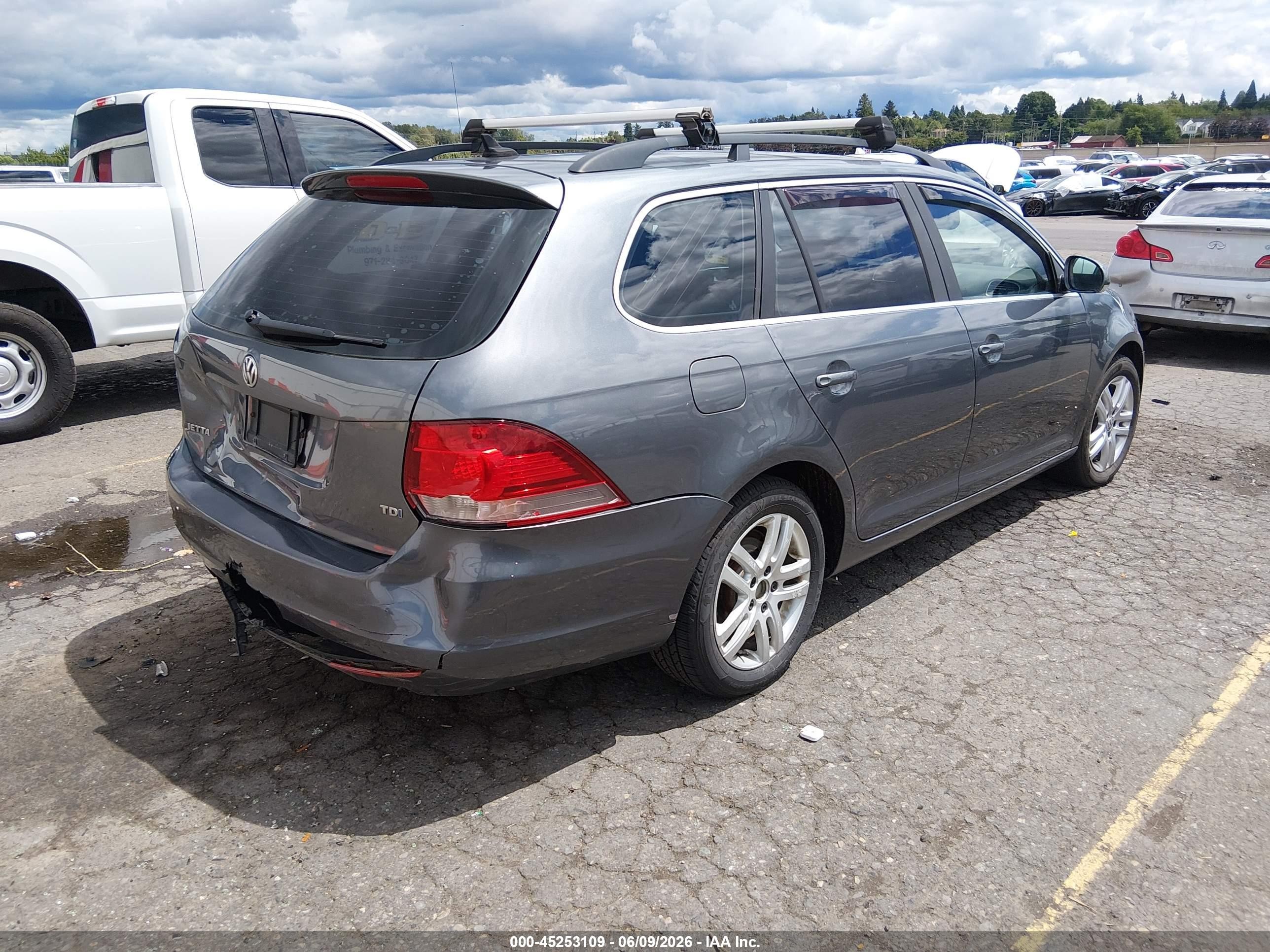 2013 Volkswagen Jetta Sportwagen 2.0l Tdi Серый vin: 3VWPL7AJ2DM695734