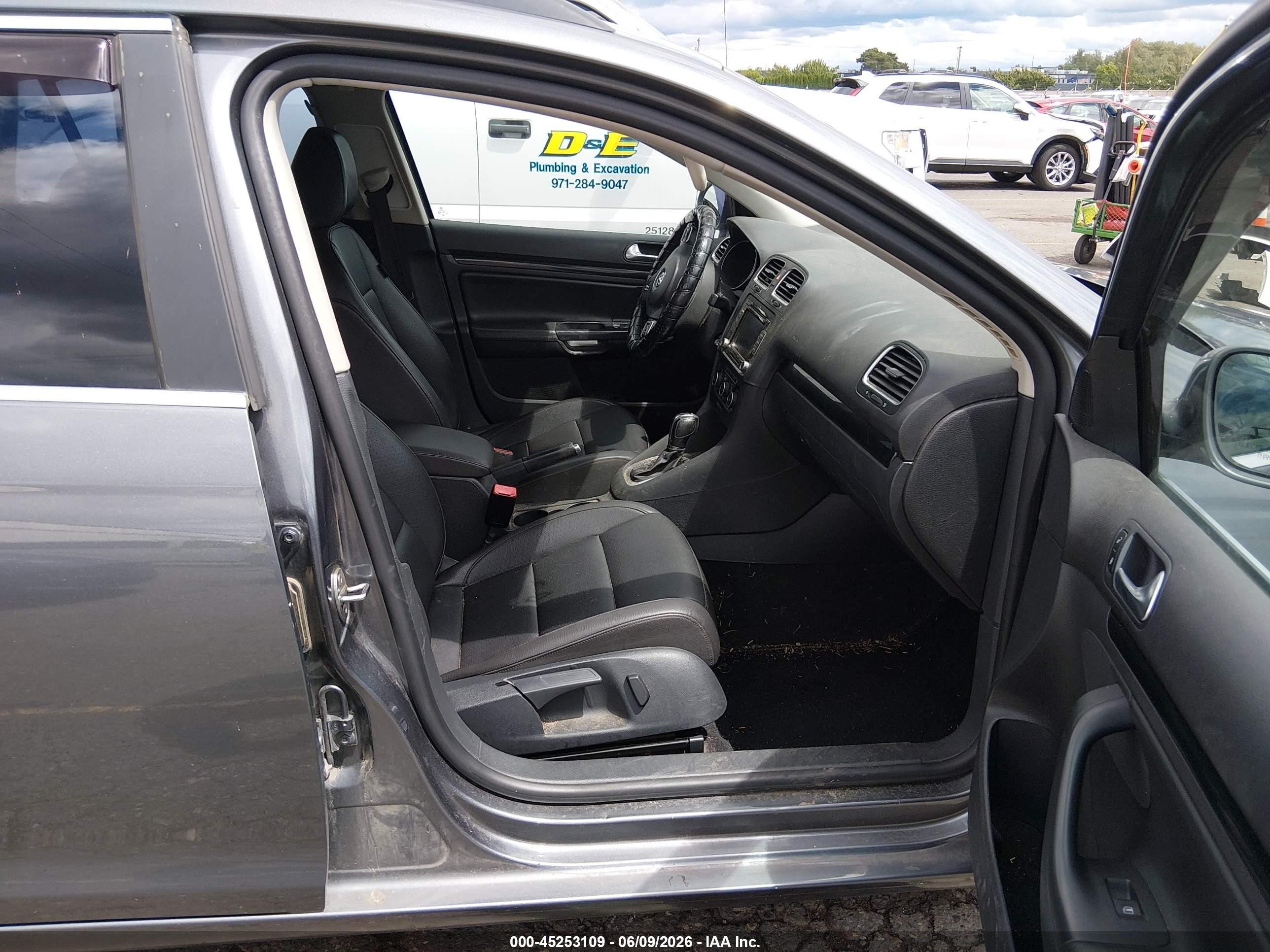 2013 Volkswagen Jetta Sportwagen 2.0l Tdi Серый vin: 3VWPL7AJ2DM695734
