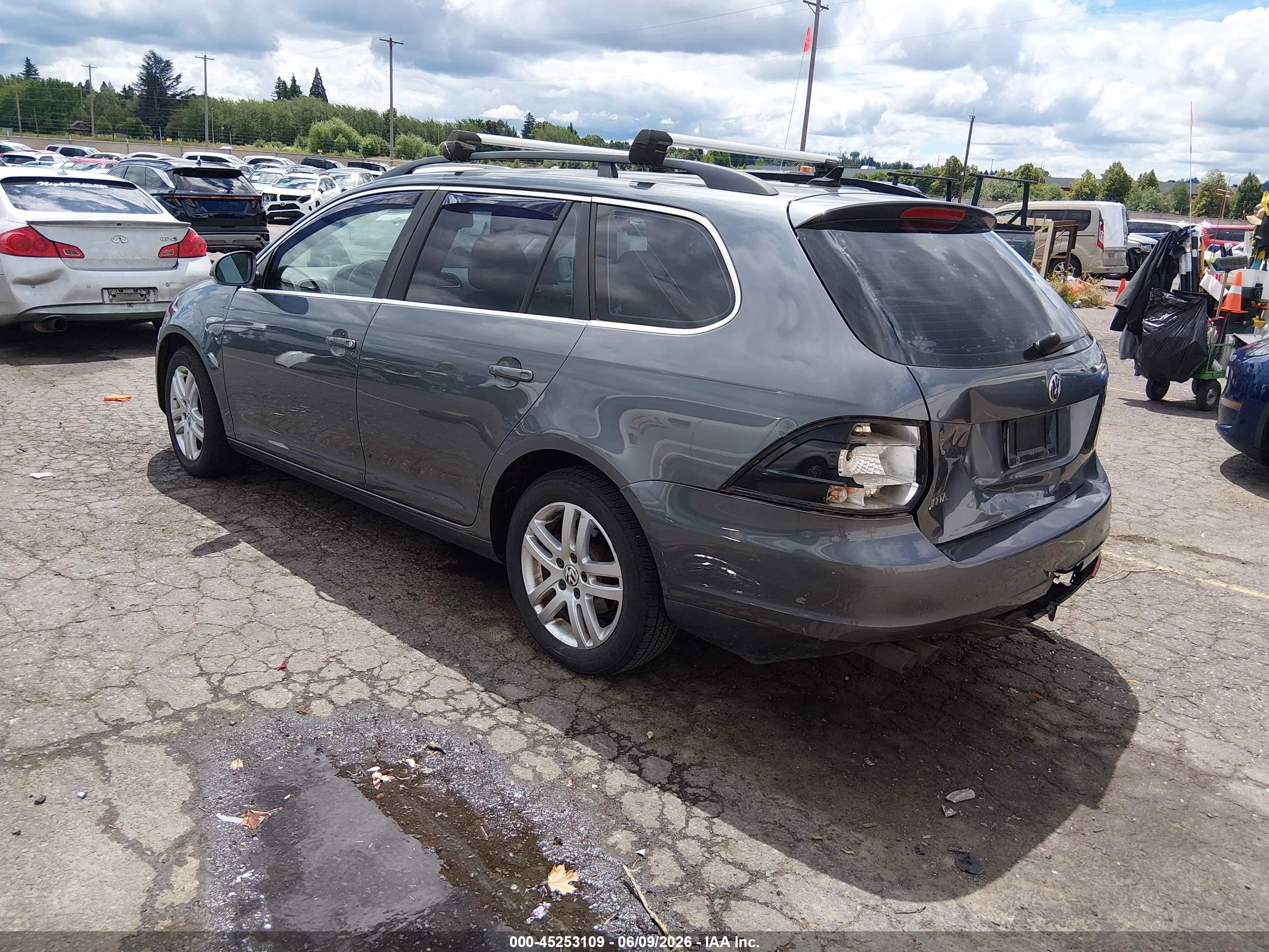 2013 Volkswagen Jetta Sportwagen 2.0l Tdi Серый vin: 3VWPL7AJ2DM695734