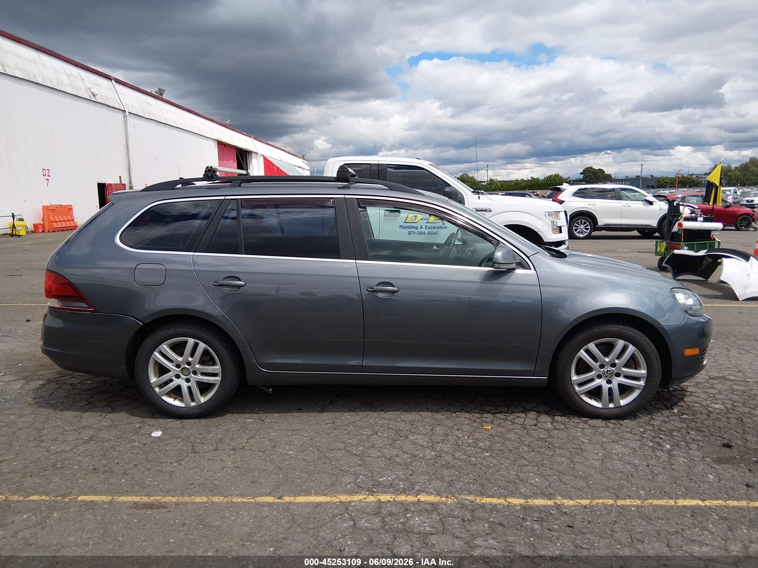 2013 Volkswagen Jetta Sportwagen 2.0l Tdi Серый vin: 3VWPL7AJ2DM695734