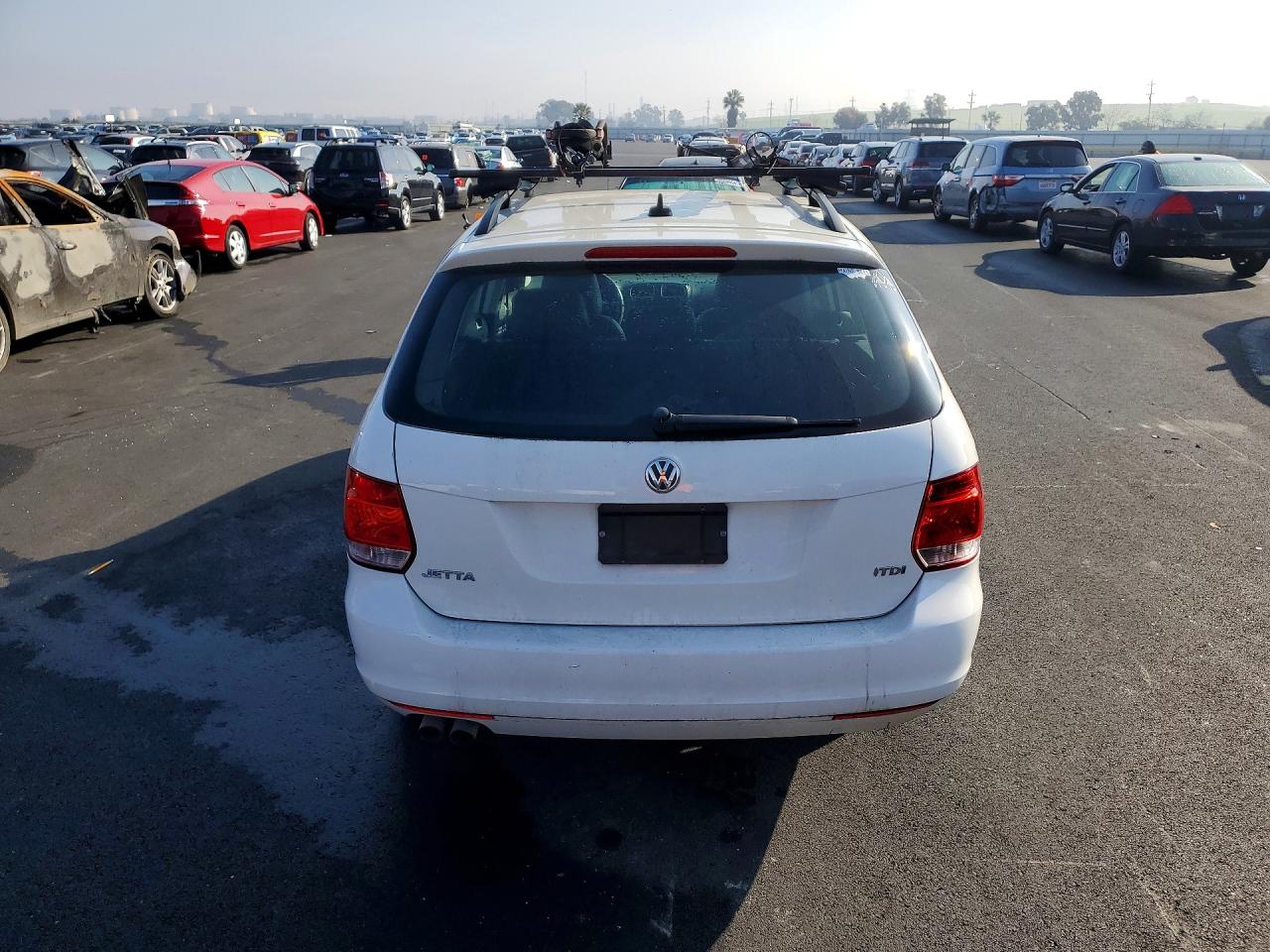2013 Volkswagen Jetta Tdi White vin: 3VWPL7AJ2DM695829