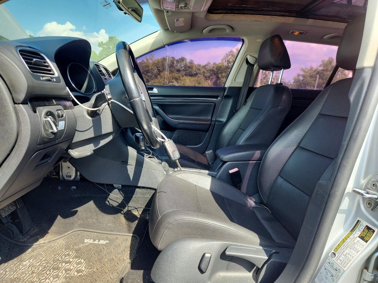 2014 Volkswagen Jetta Tdi Silver vin: 3VWPL7AJ2EM612921