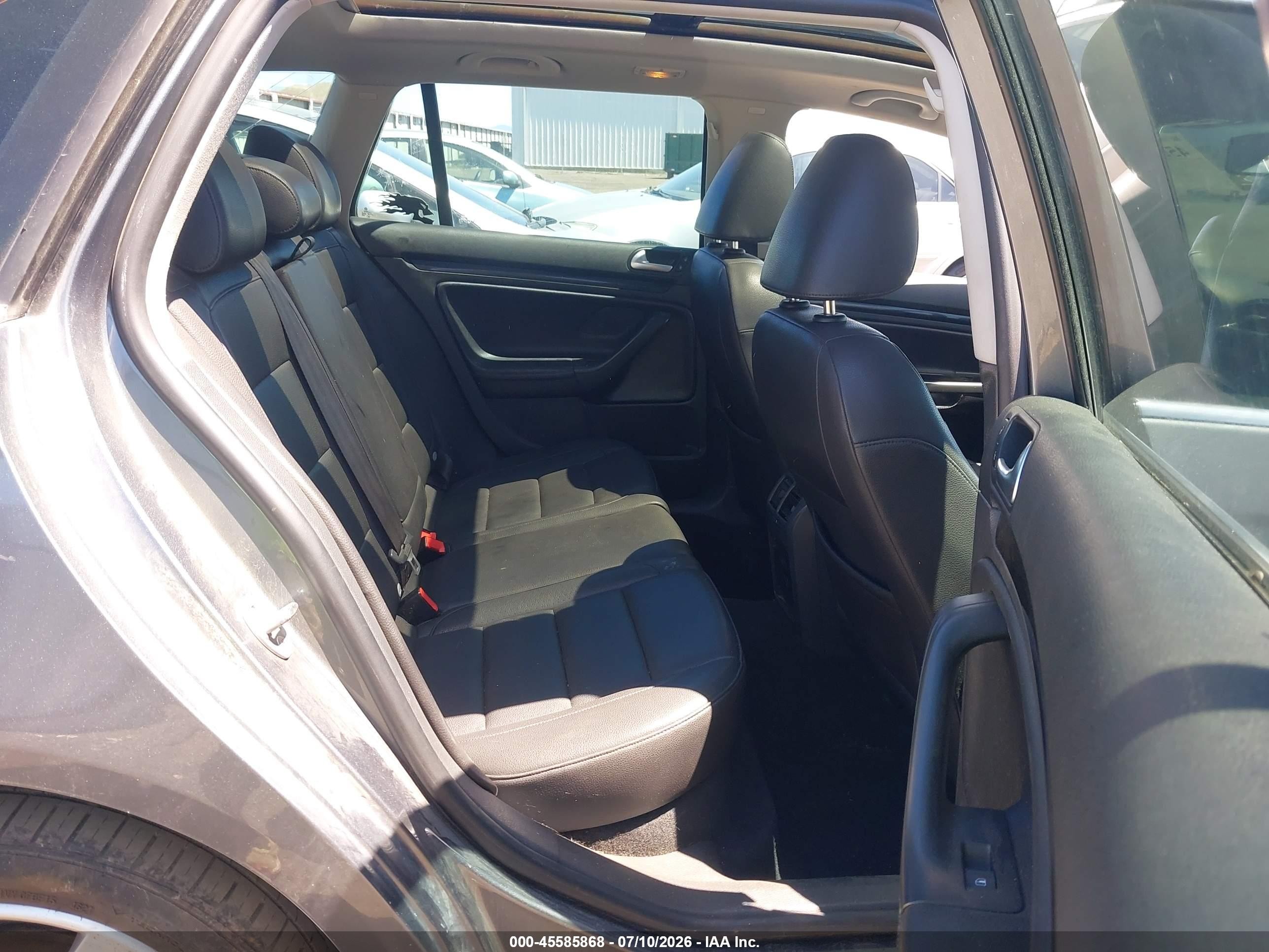 2014 Volkswagen Jetta Sportwagen 2.0l Tdi Gray vin: 3VWPL7AJ2EM616791