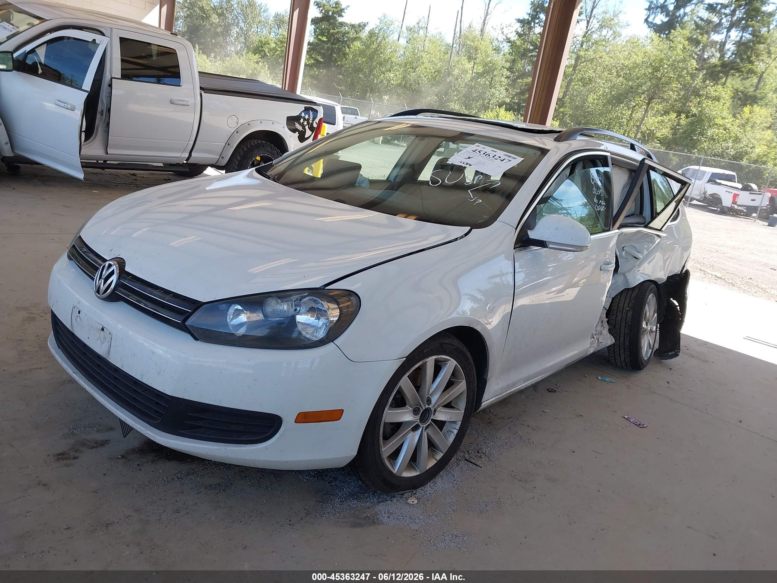 2014 Volkswagen Jetta Sportwagen 2.0l Tdi Белый vin: 3VWPL7AJ2EM625023